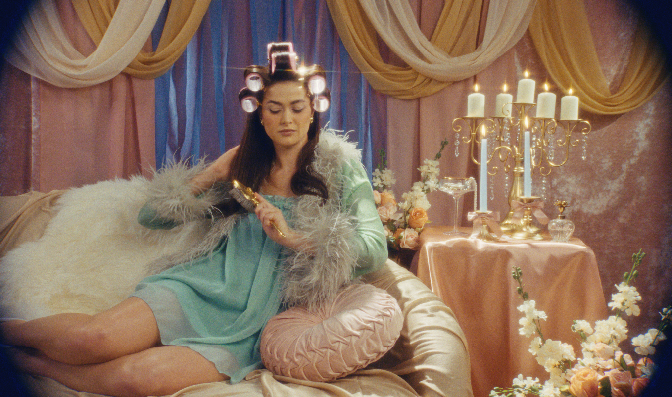 PANTENE - “ABUNDANT AND STRONG”