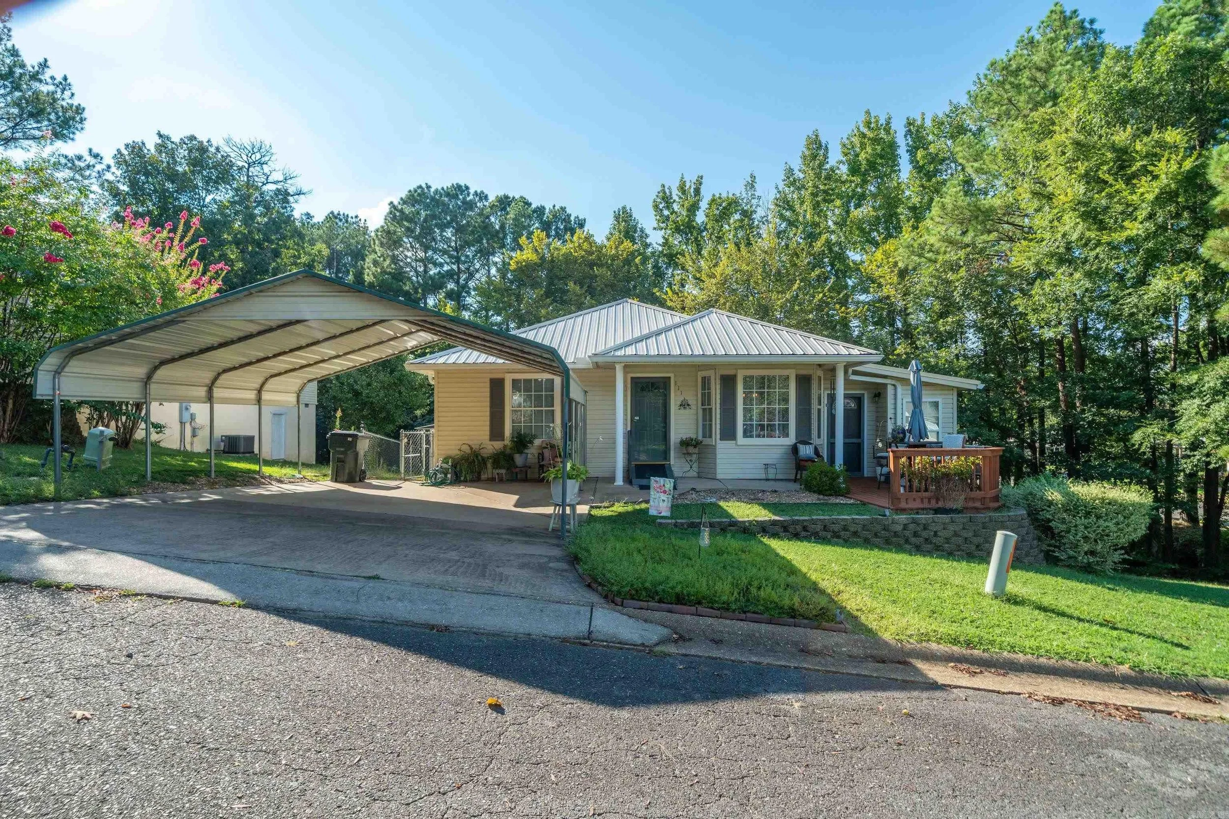 111 Latricia Hot Springs, AR