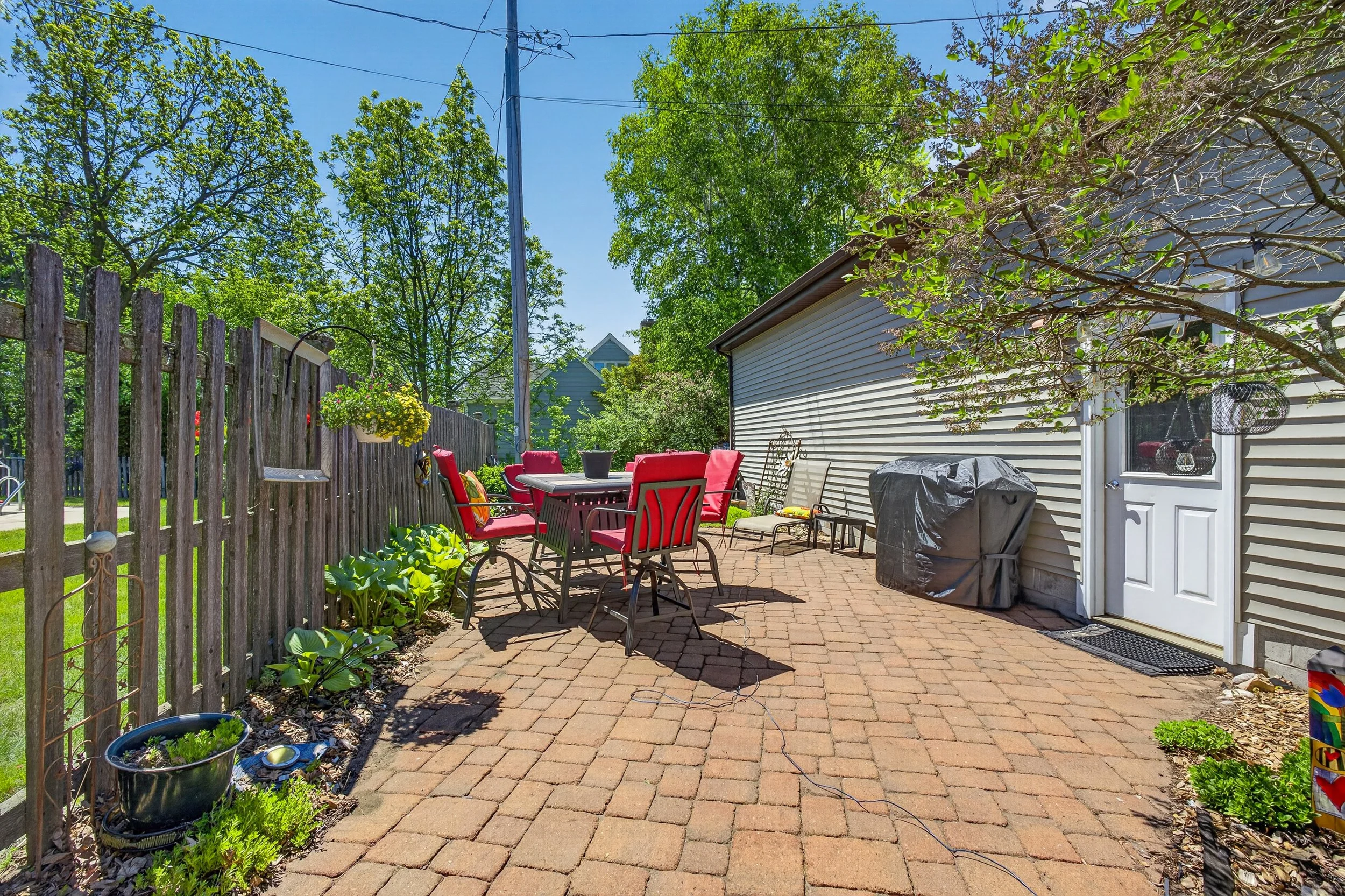 2829 Riverside Ave.-37.jpg