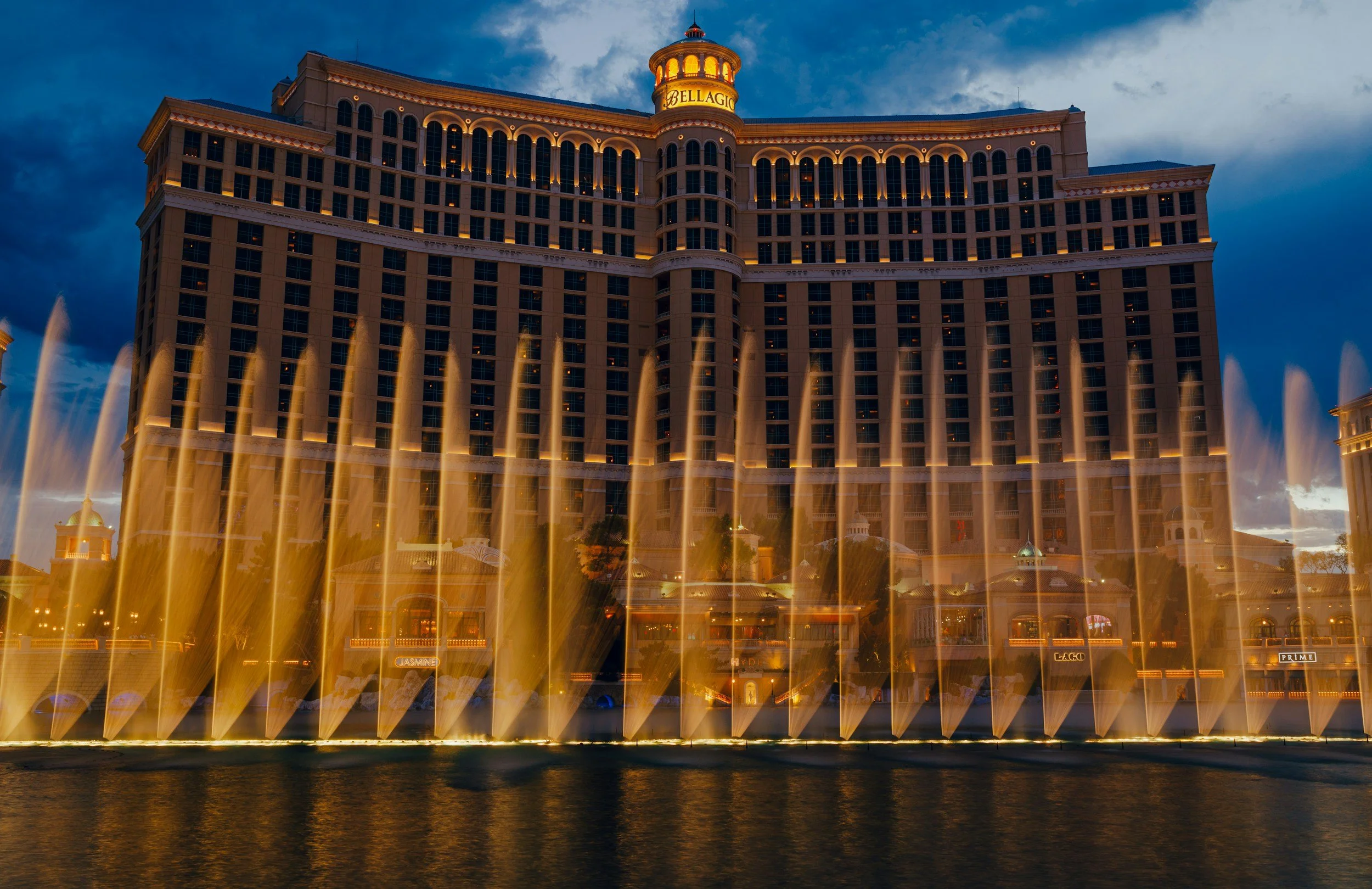 Bellagio Las Vegas Review (2026): Rooms, Pool, Location &amp; StayScore Ranking