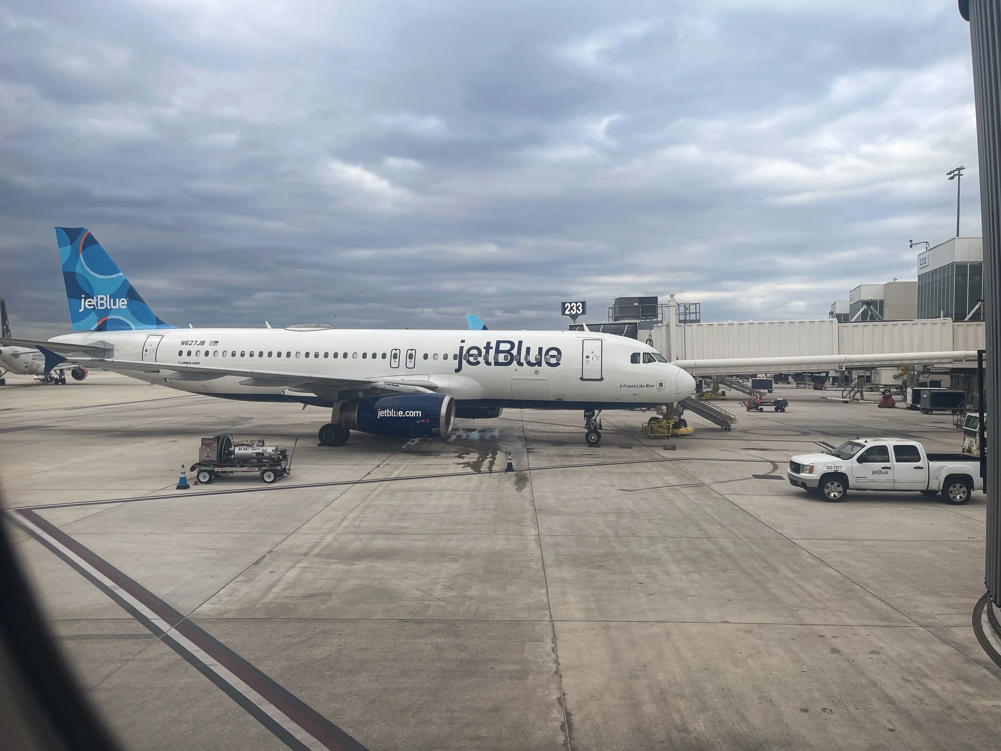 JetBlue’s New Boarding System Is Here. What It Means for Your Next Flight