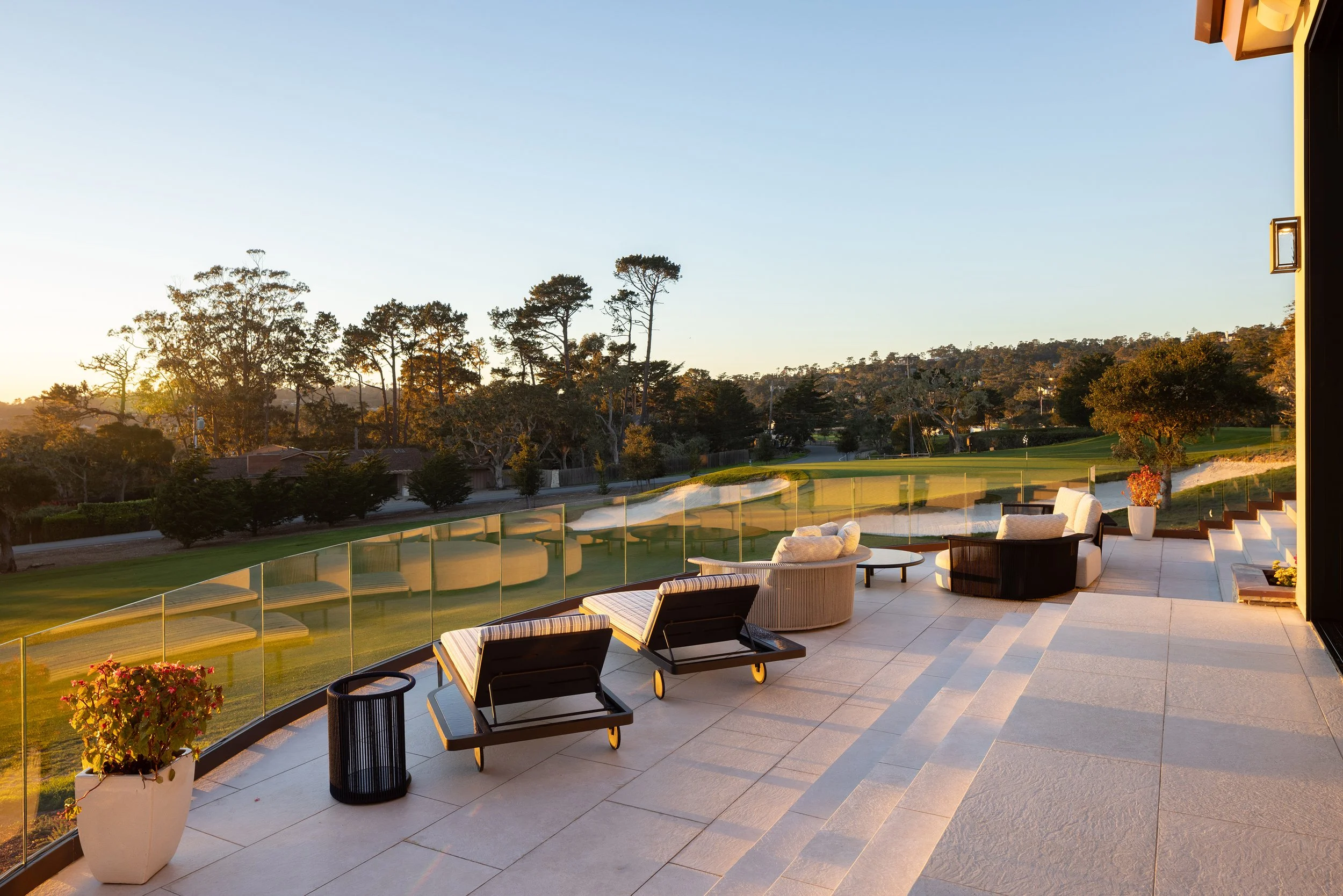 37 of 120 3364 17MileDriveback.jpg