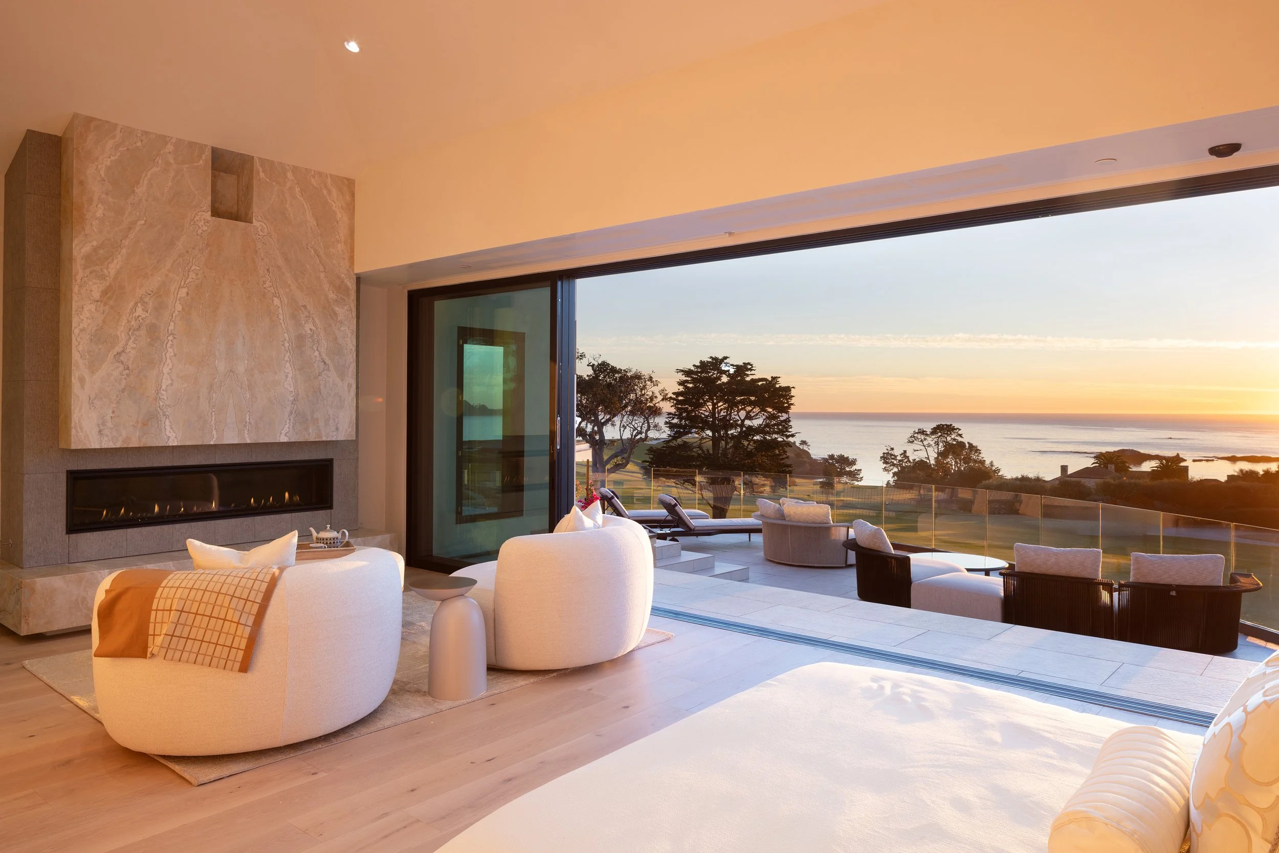 36 124 3364 17MileDrivebed.jpg