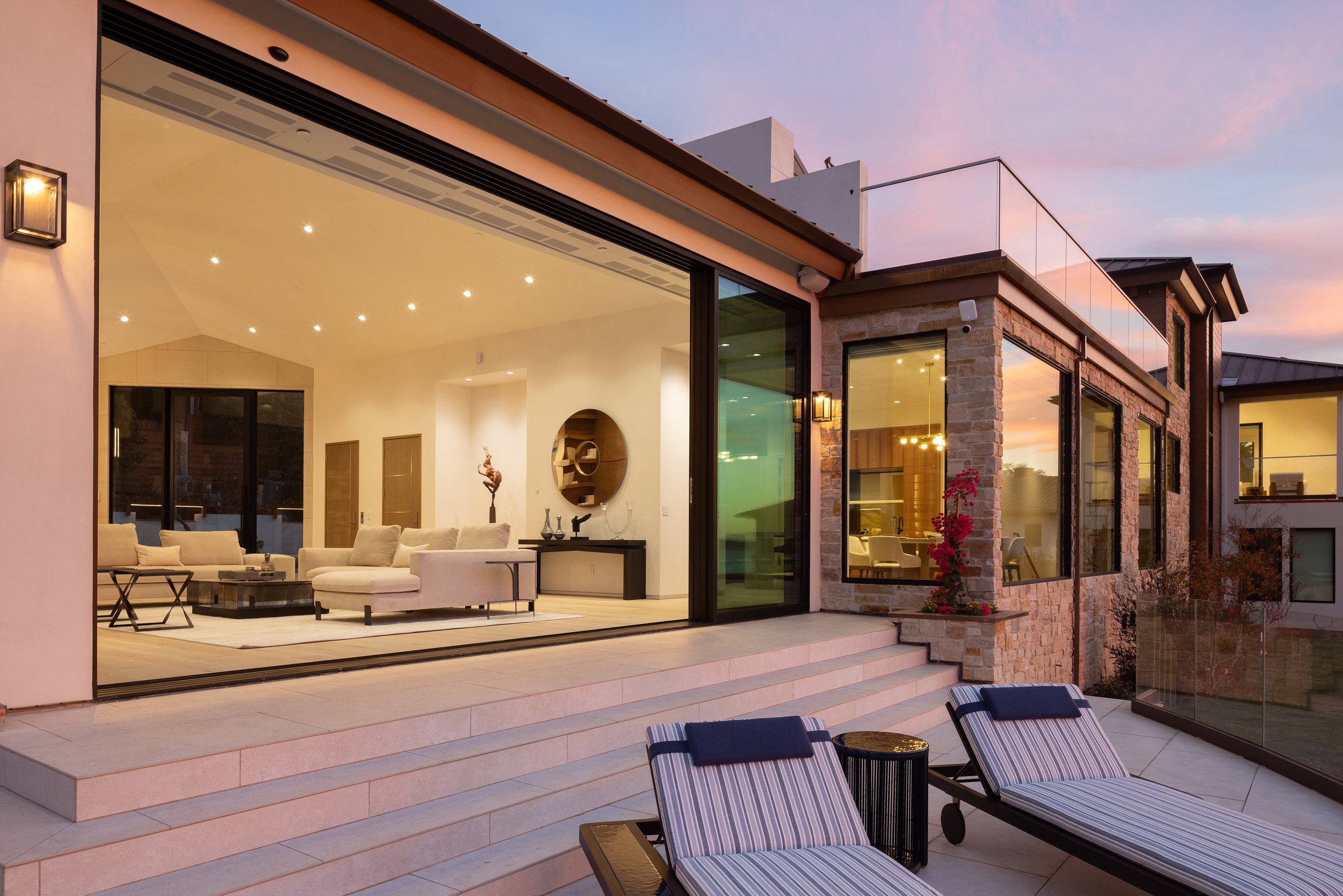 23 18 336417MileDrive.jpg