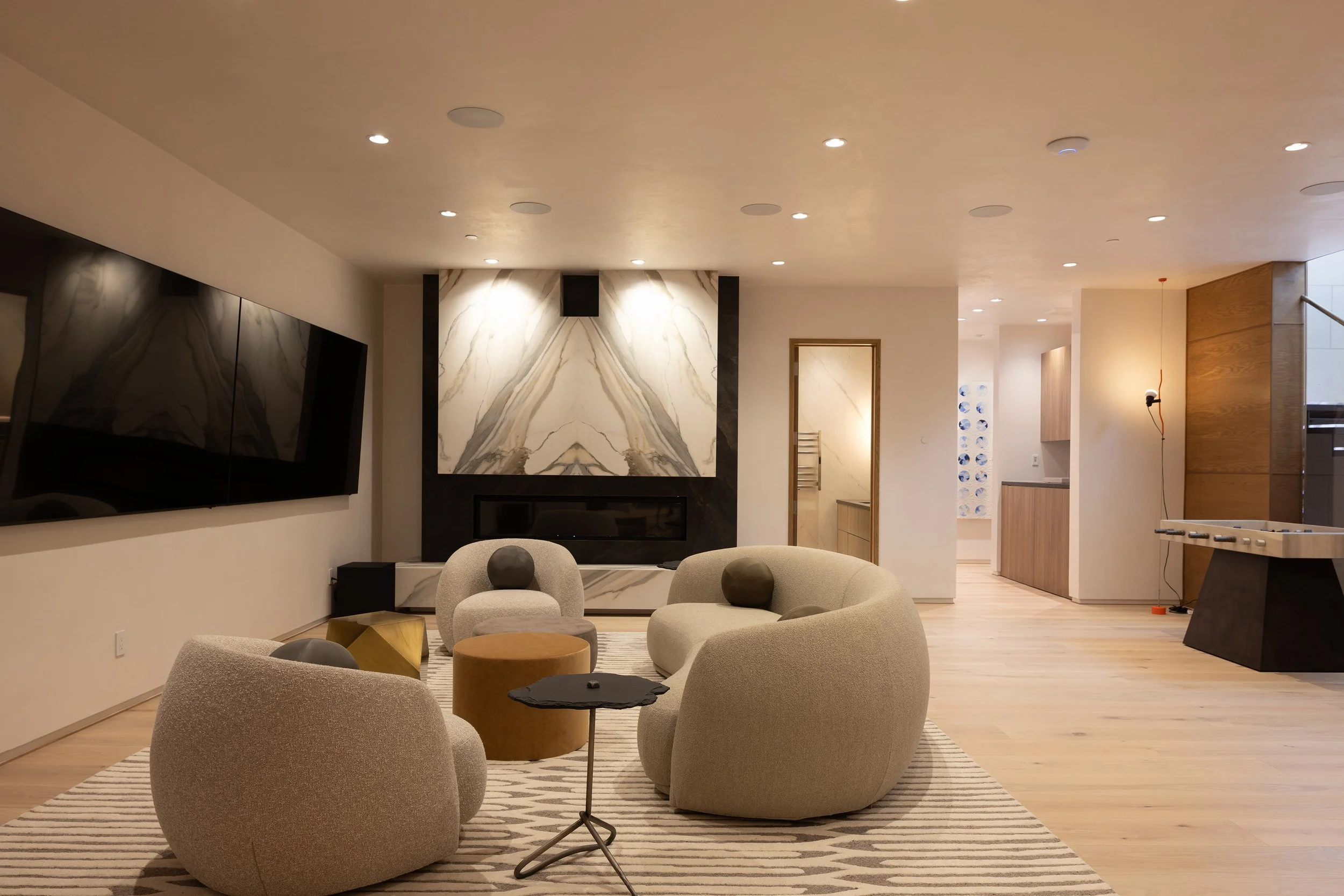 28 109 3364 17MileDrivemedia.jpg