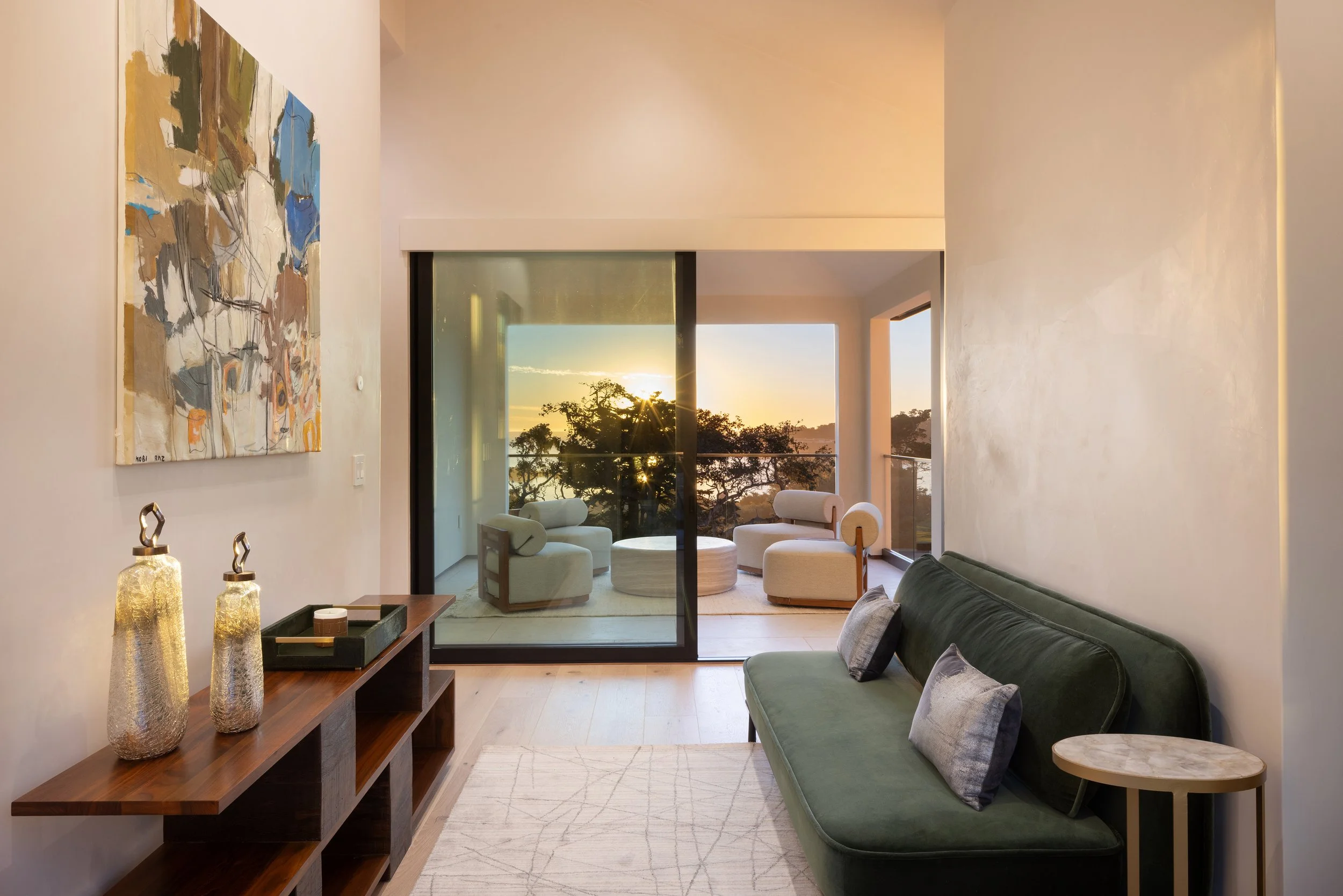 21 87 3364 17MileDrive.jpg