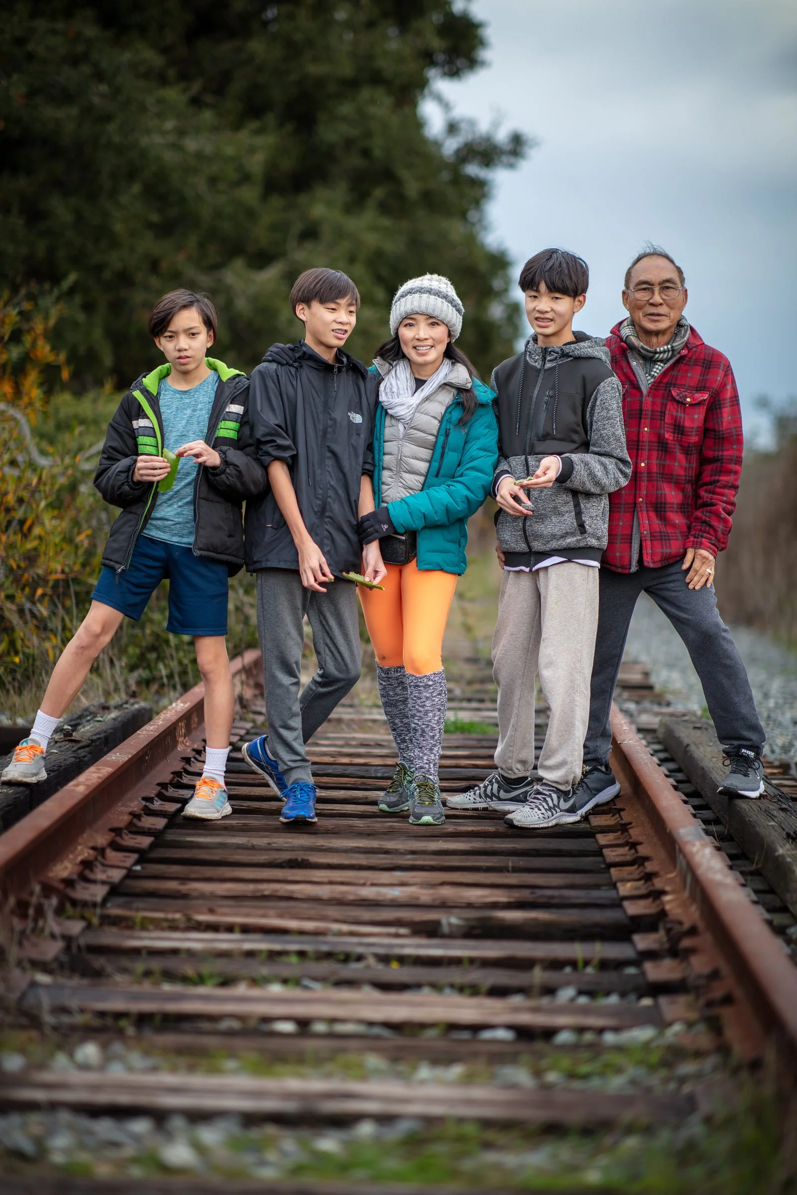 Nine People, One Walk: An Extended Family Session at Wilder Ranch
