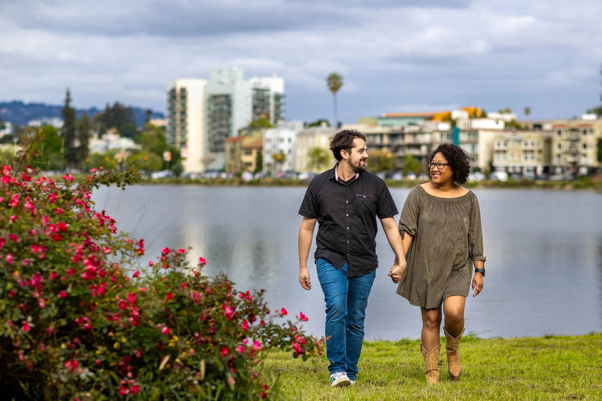 Bay Area couples session walking along lake edge in soft afternoon overcast light