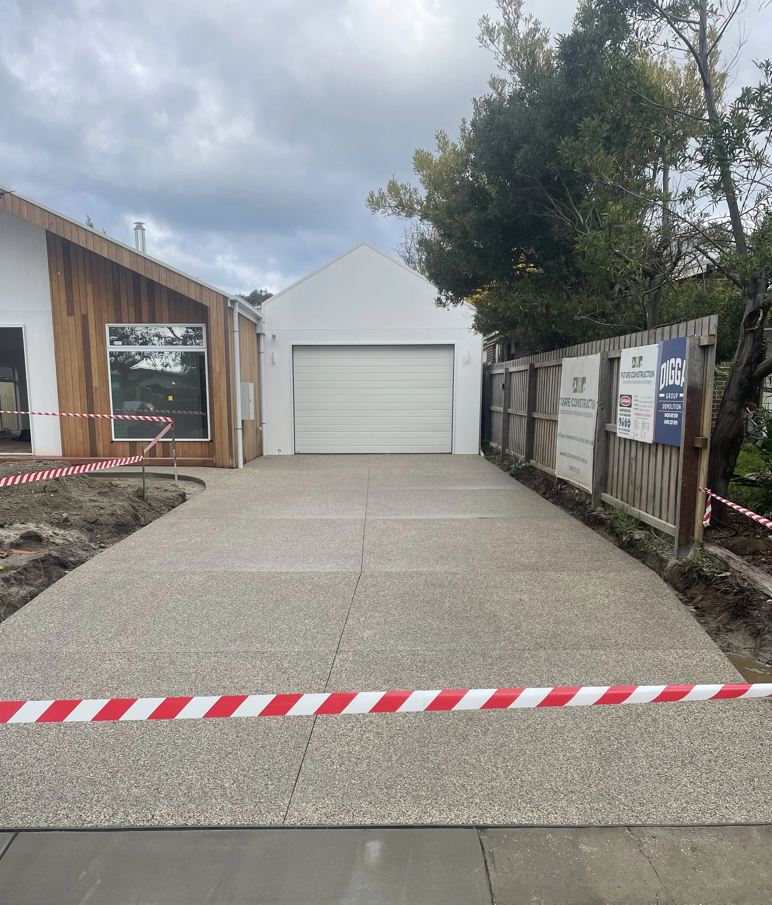 Exposed aggregate concrete driveway