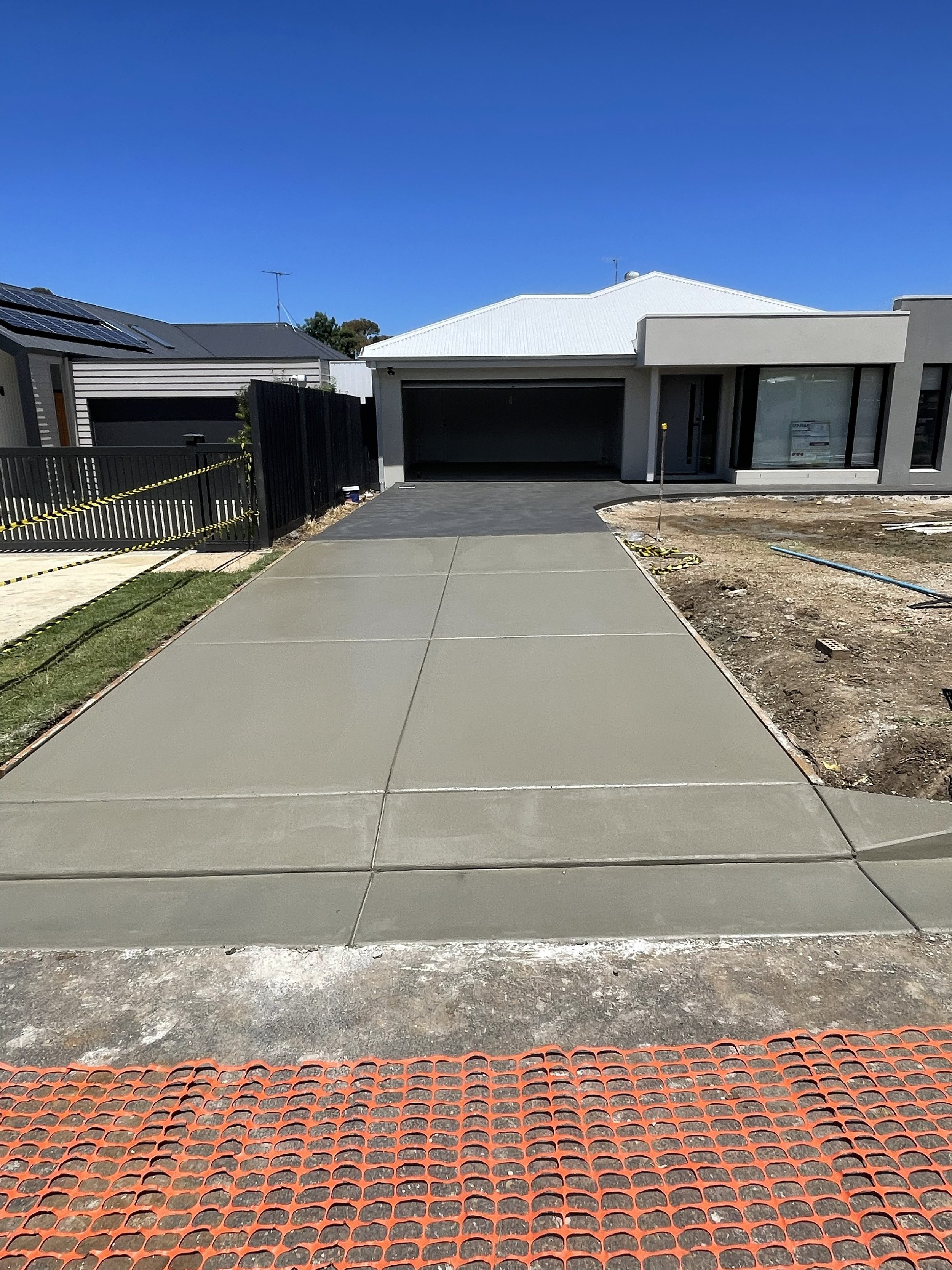 Plain concrete council crossover