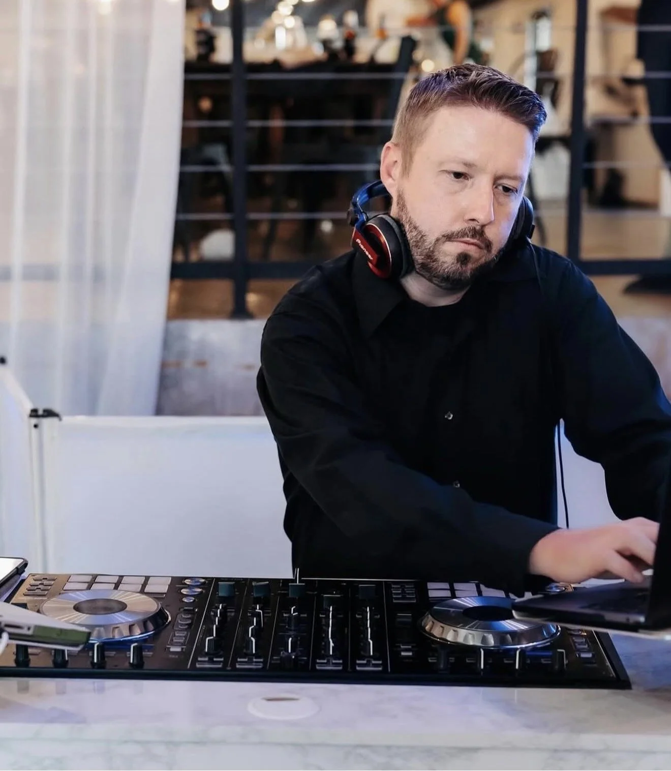 The Signature (Wedding)