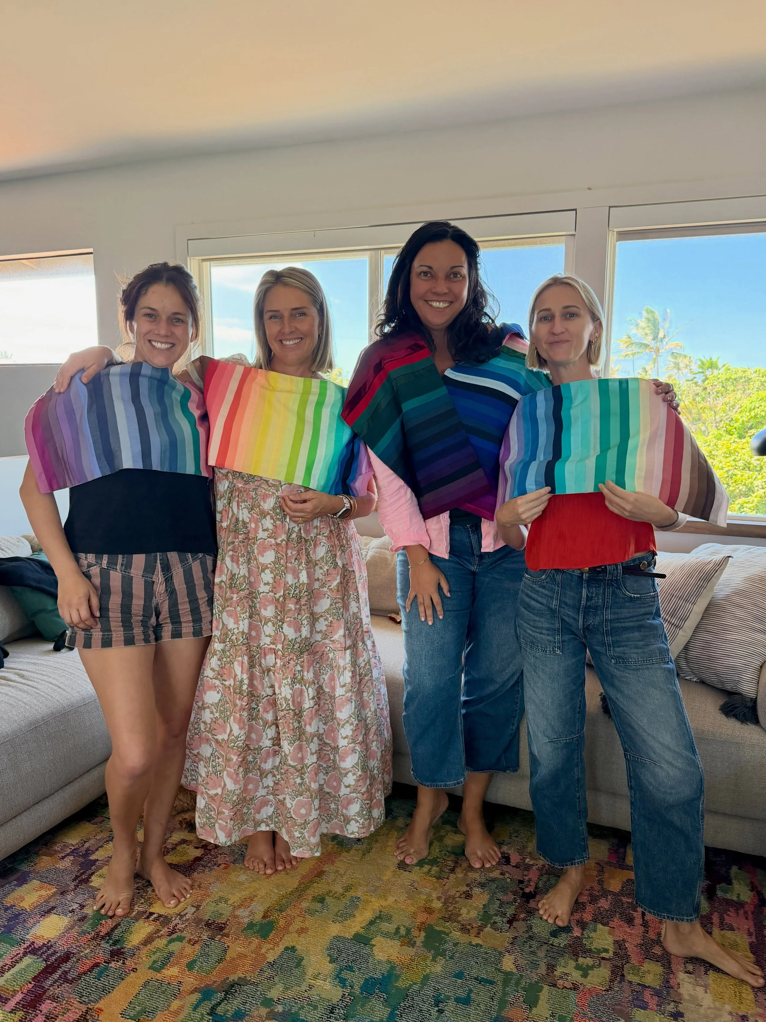 ✨ Calling all of the Maui girls&rsquo; hangouts, bachelorette parties, bridal showers, and birthday parties! ✨ 

If you&rsquo;re looking for something fun and unique (and totally Instagramable), I&rsquo;m your gal! Book with Maui Color Studio for a o