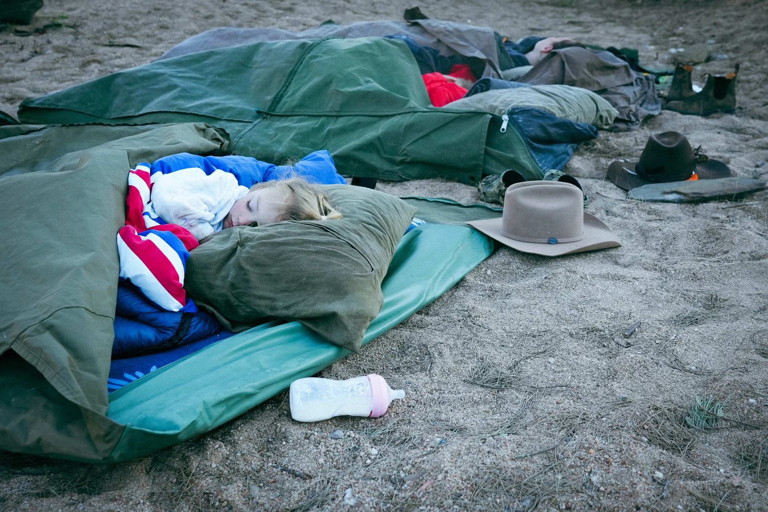 Zander Headshot_2.jpg