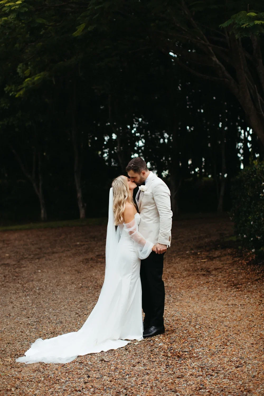 Anna & Sean - Earth House