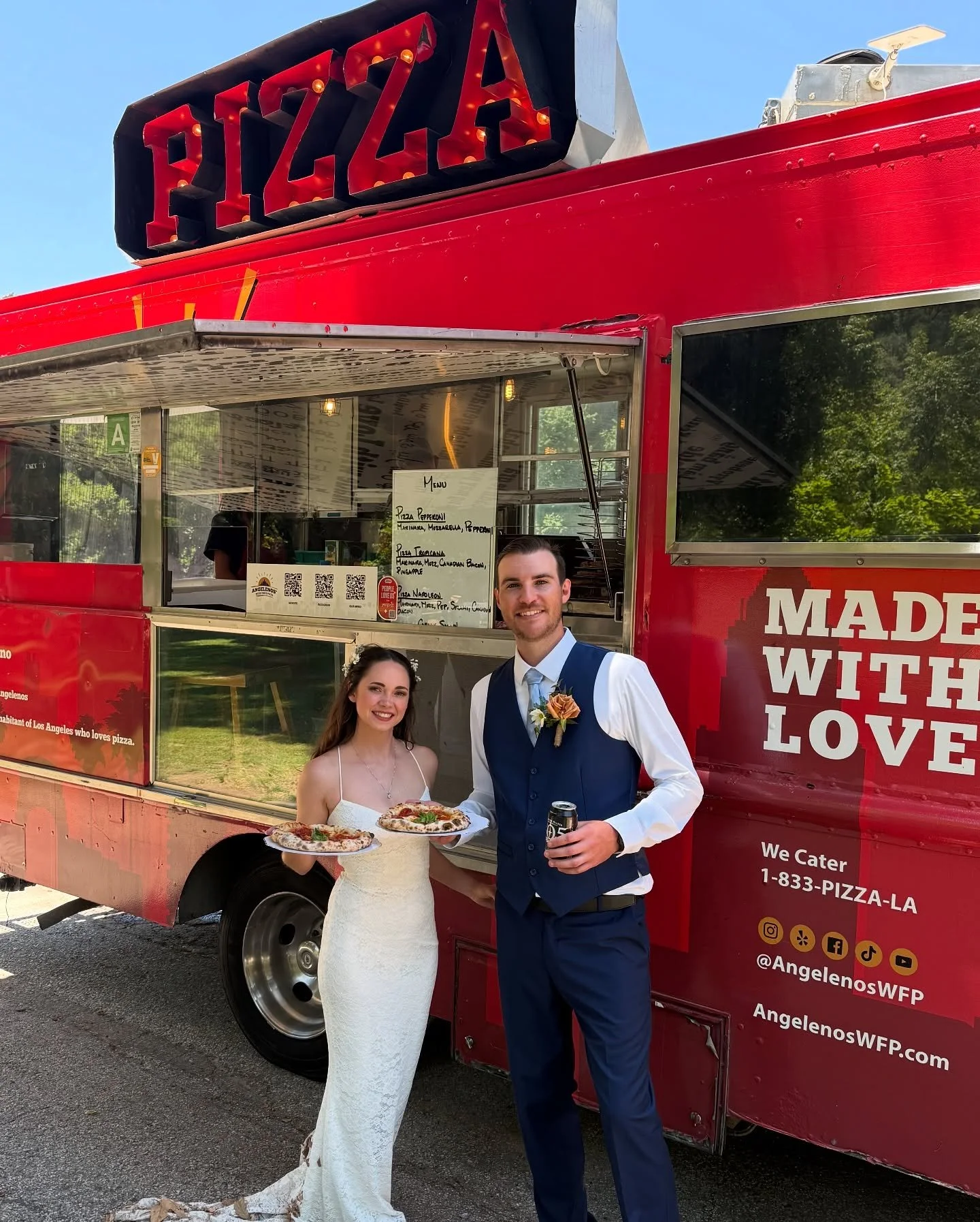 &ldquo;Cheers to the rest of our lives!&rdquo; 👰🏻&zwj;♀️🤵🏻

Surrounded by family, friends, and&mdash;of course&mdash;their favorite pizza. 🍕

&ldquo;A beautiful wedding day that felt perfectly us❤️&rdquo;

Book your special day now!
☎️(833) Pizz