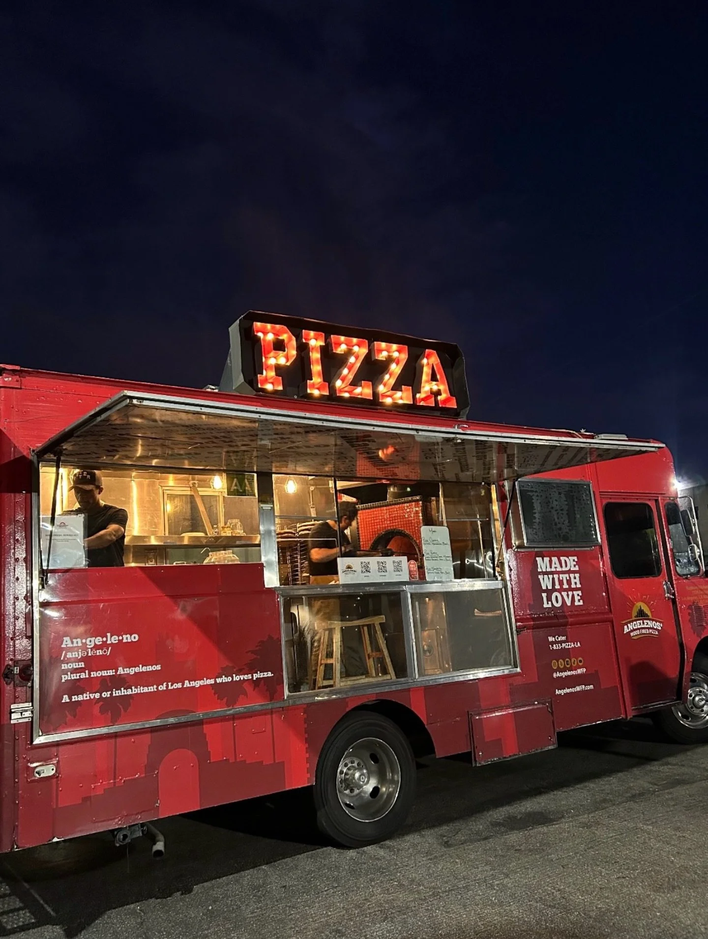 Angelenos Wood Fired Pizza &mdash; where catering meets experience 🍕🔥

Real wood-fired ovens.
Fresh ingredients.

An unforgettable setup your guests won&rsquo;t stop talking about.
From private parties to large-scale events&hellip; we bring the hea