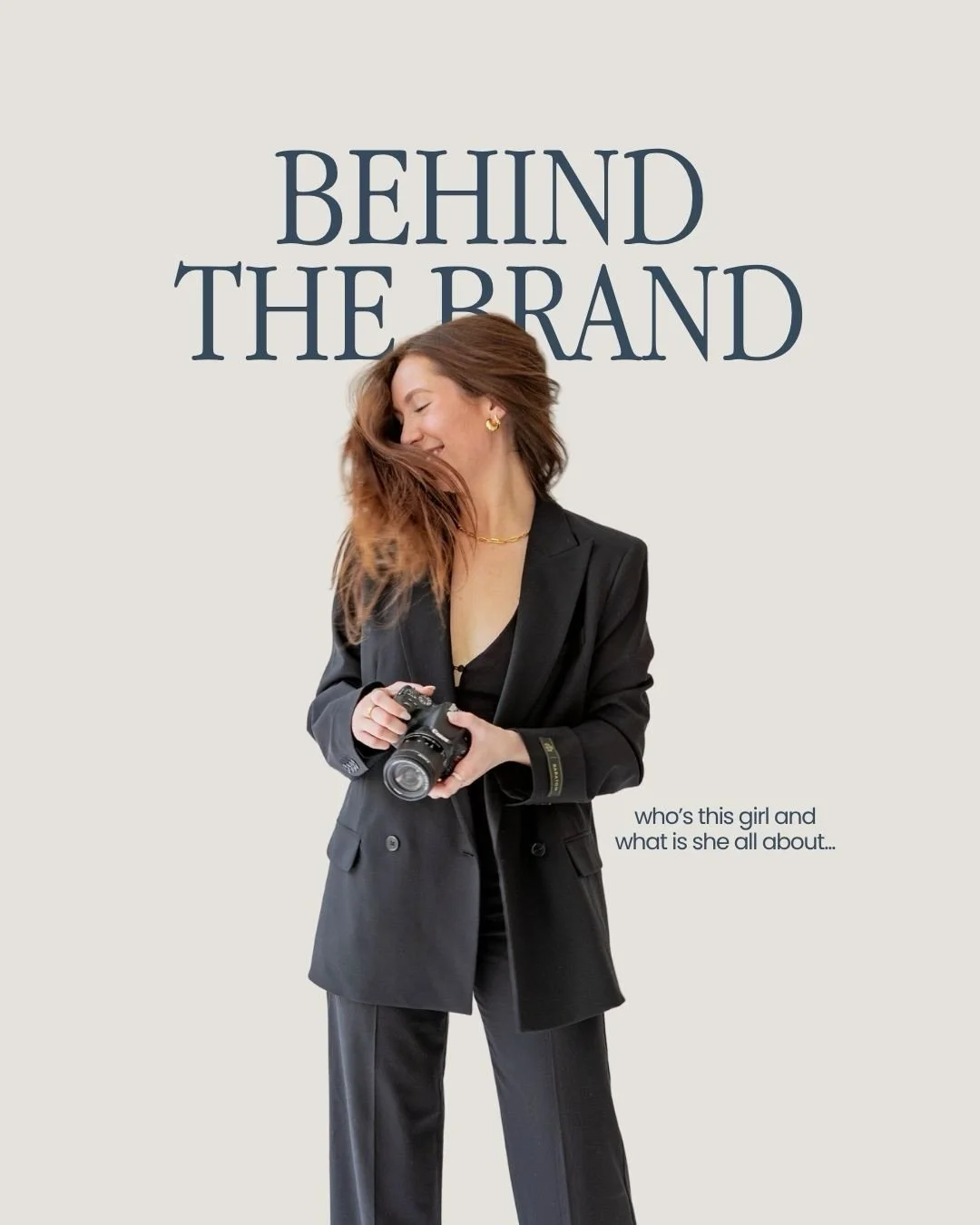 Hi, i&rsquo;m Sophie 🪩
and if you&rsquo;re new here... welcome! I&rsquo;m so glad you&rsquo;re here.
here&rsquo;s a little about the girl building @smithhouse.creative :