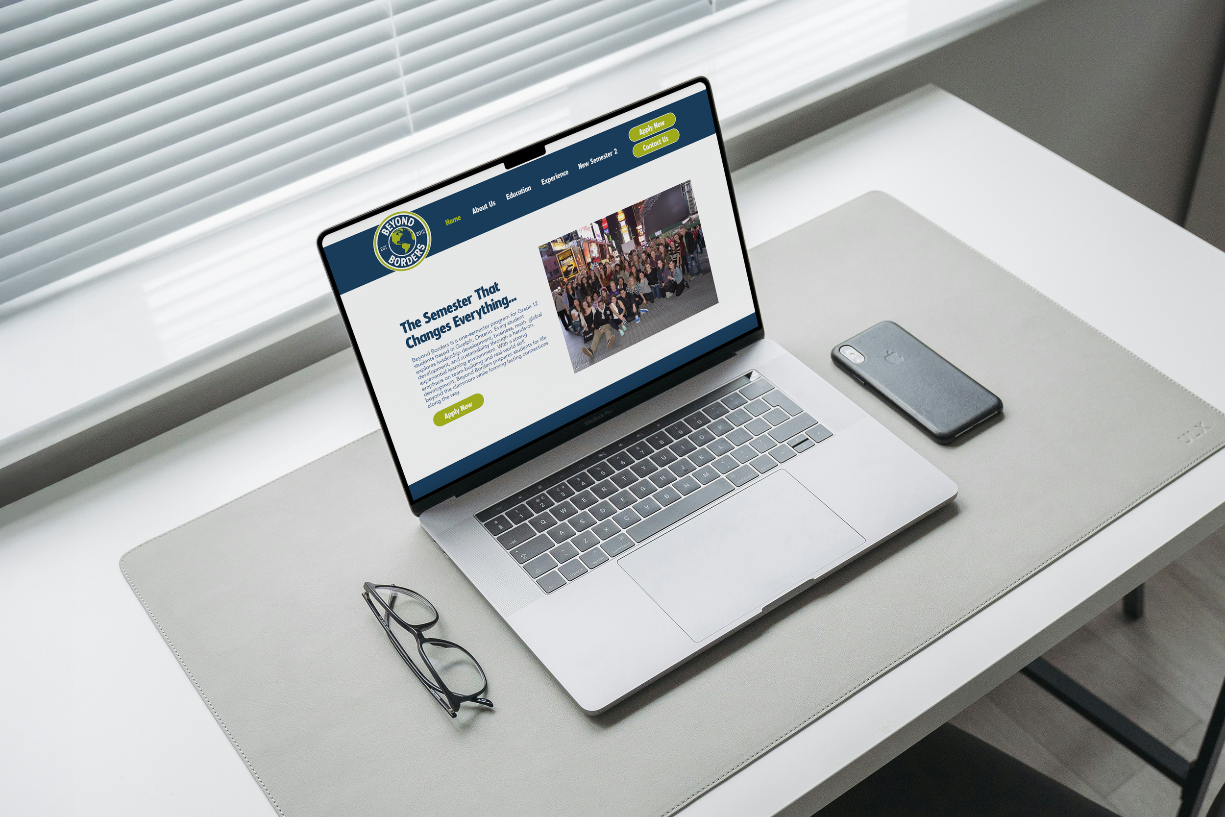 Free Home Office MacBook Pro Mockup.png