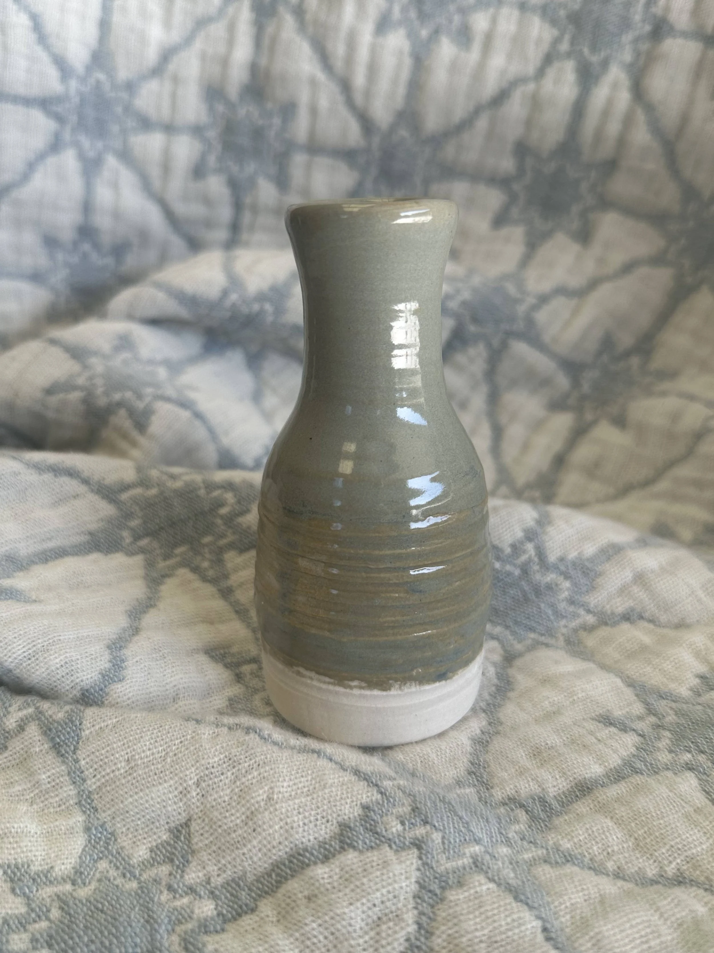 bud vase 03