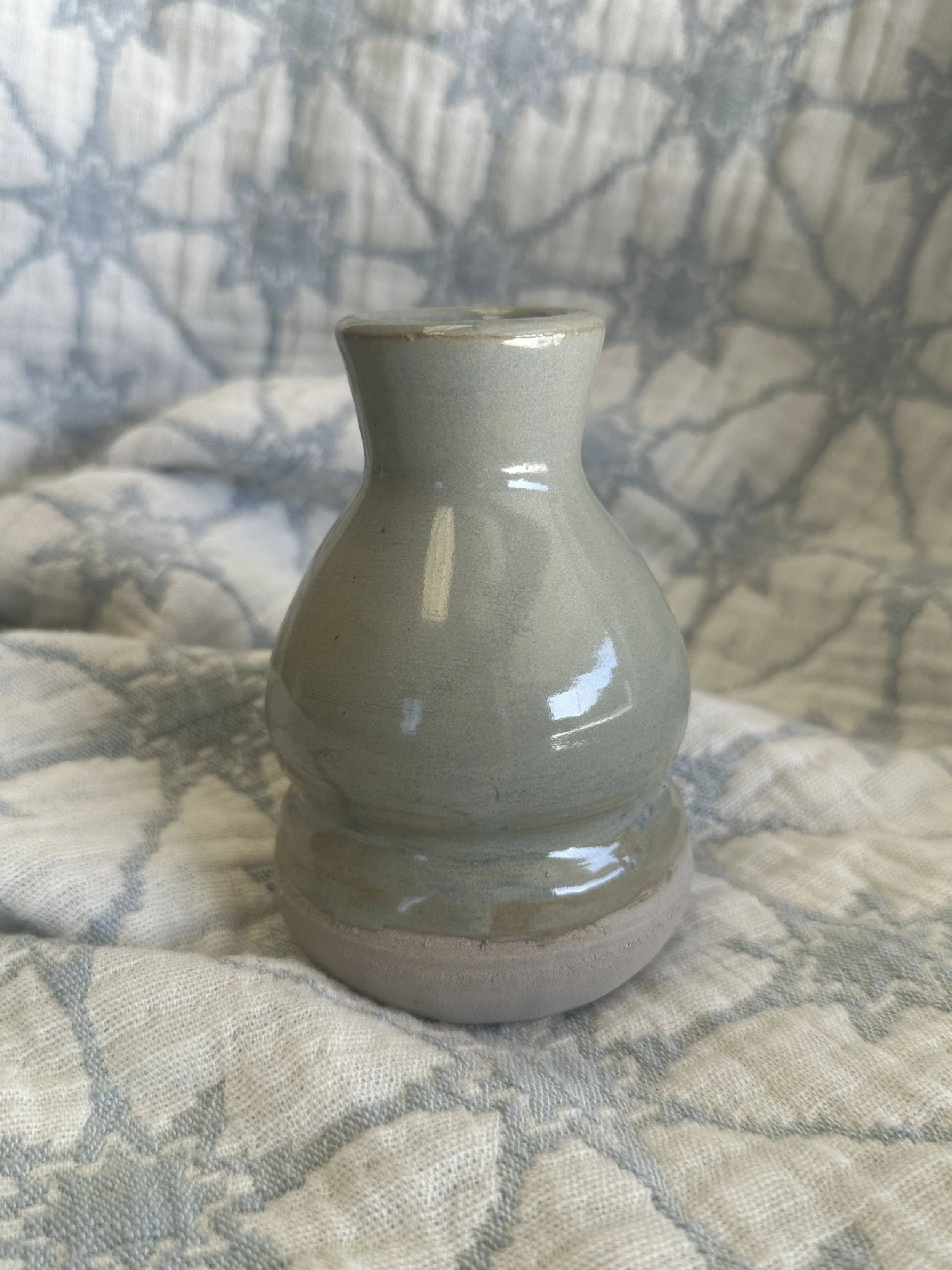 bud vase 04