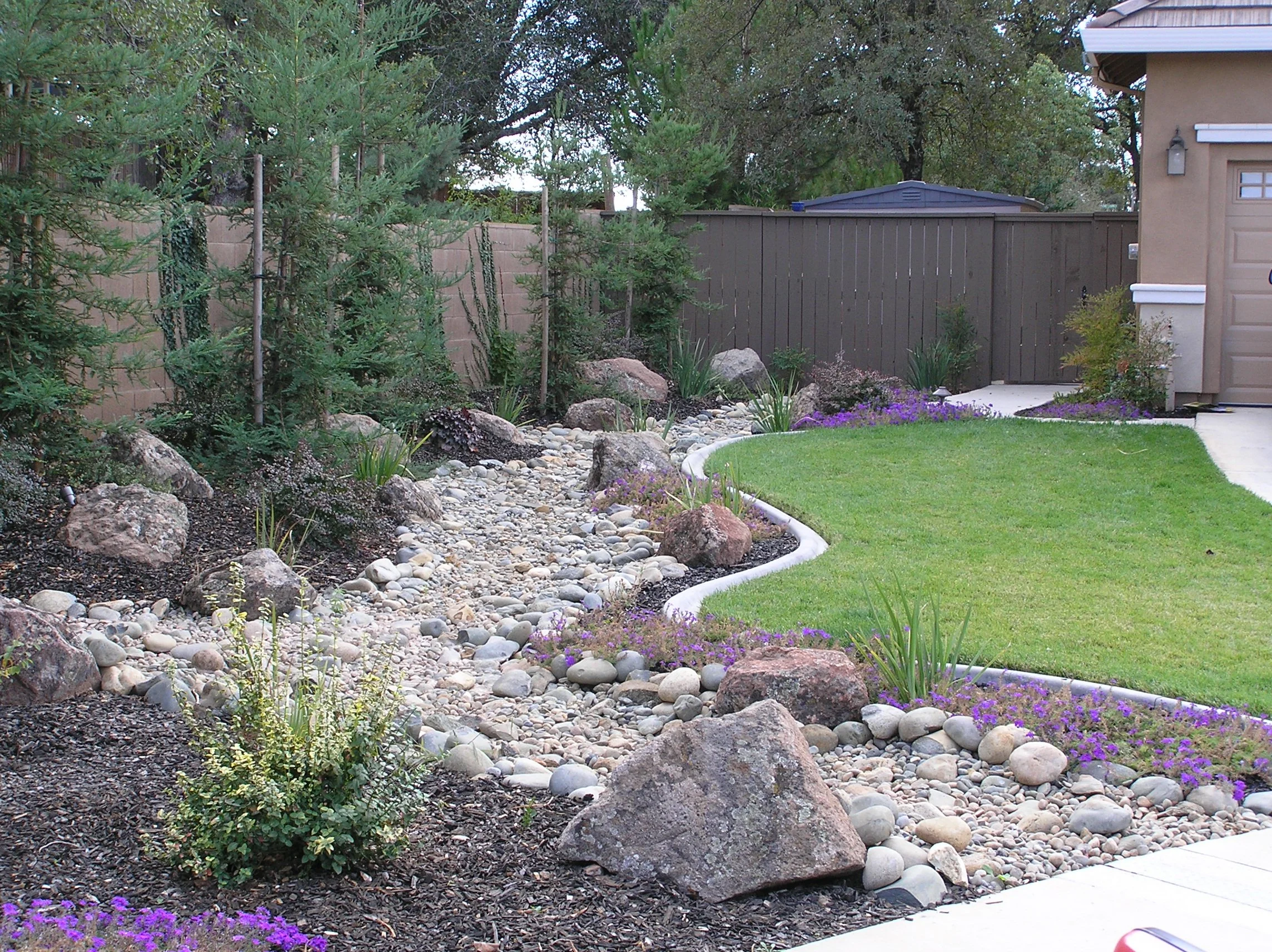 boulder-landscape-grass-redwoods-creek-bed.jpg