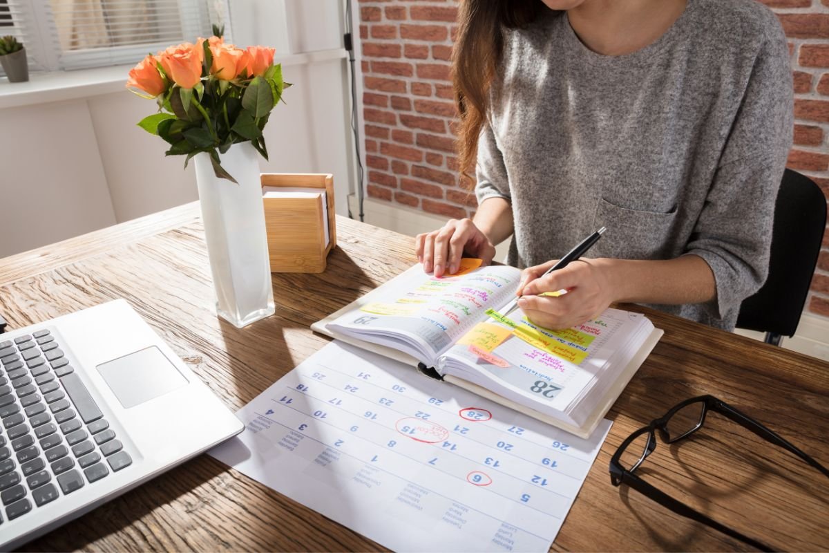 When to Start Acupuncture Before IVF: A Timeline Guide