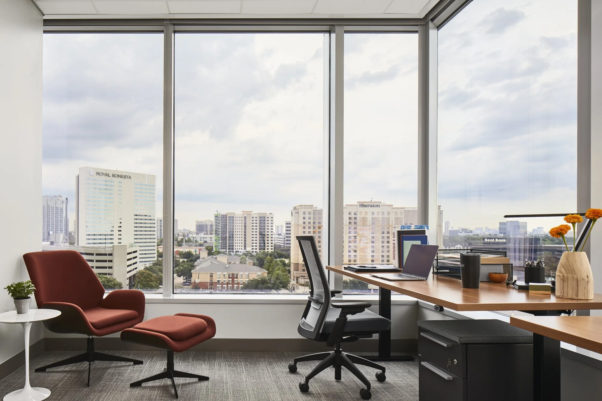 1 Day Office Rental: What to Know Before You Book