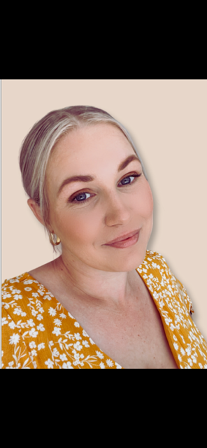 Portrait of Rise Finance bookkeeping team member, a woman with blonde hair, smiling.