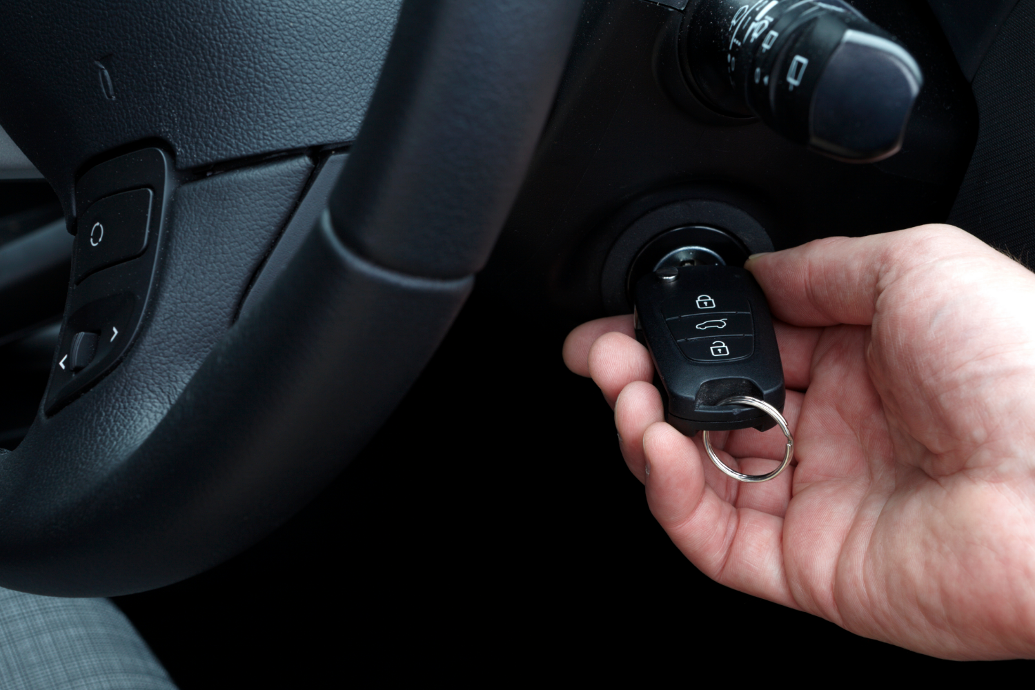 Why Modern Car Key Programming Requires Professional Tools