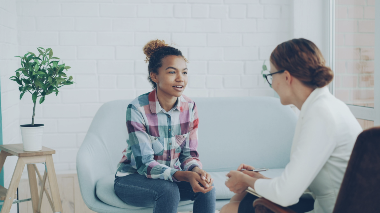 Therapy Consultation: 10 Questions to Ask a Therapist Before Your First Appointment
