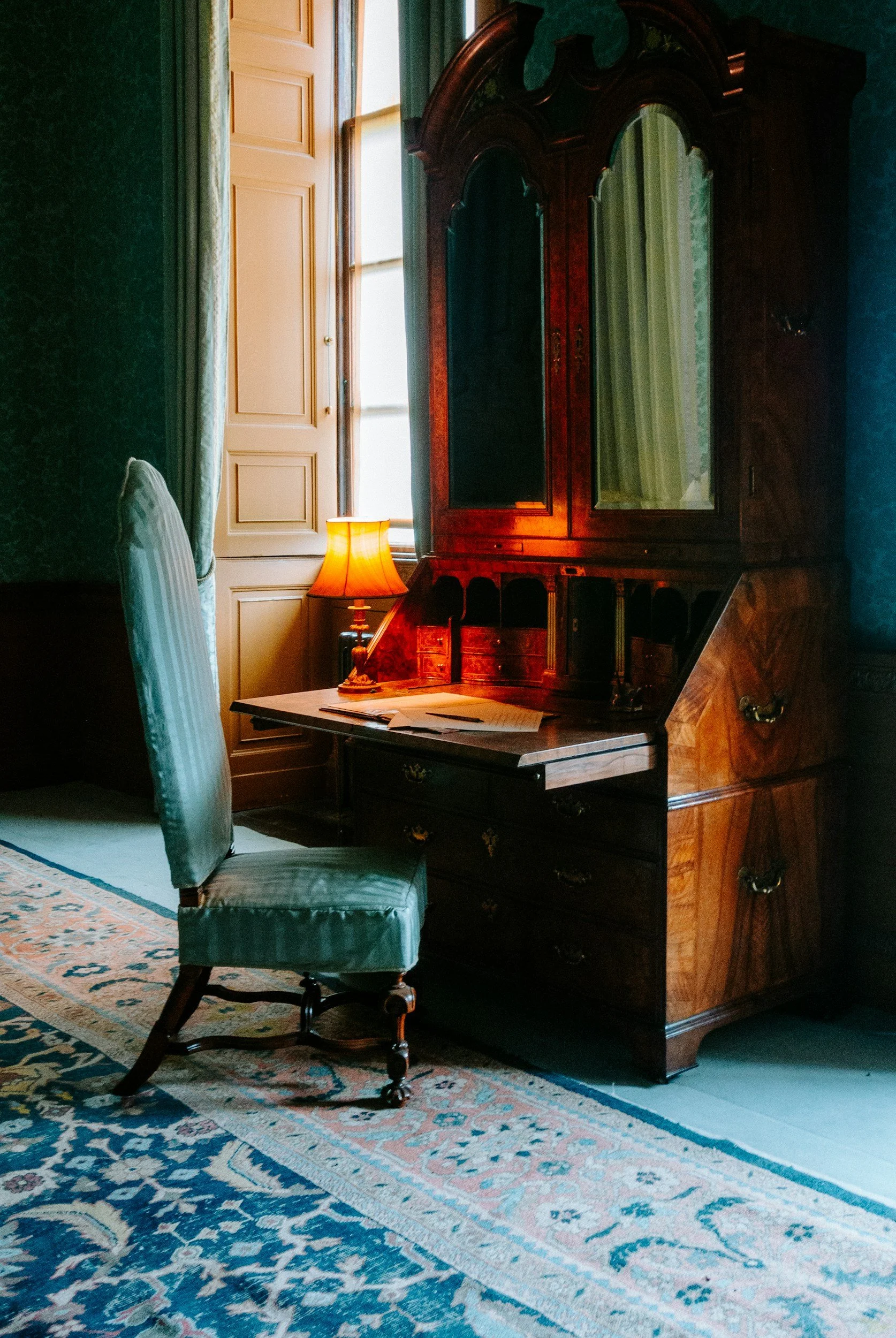 Writing as Self‑Return: Coming Home to Yourself Through Creativity