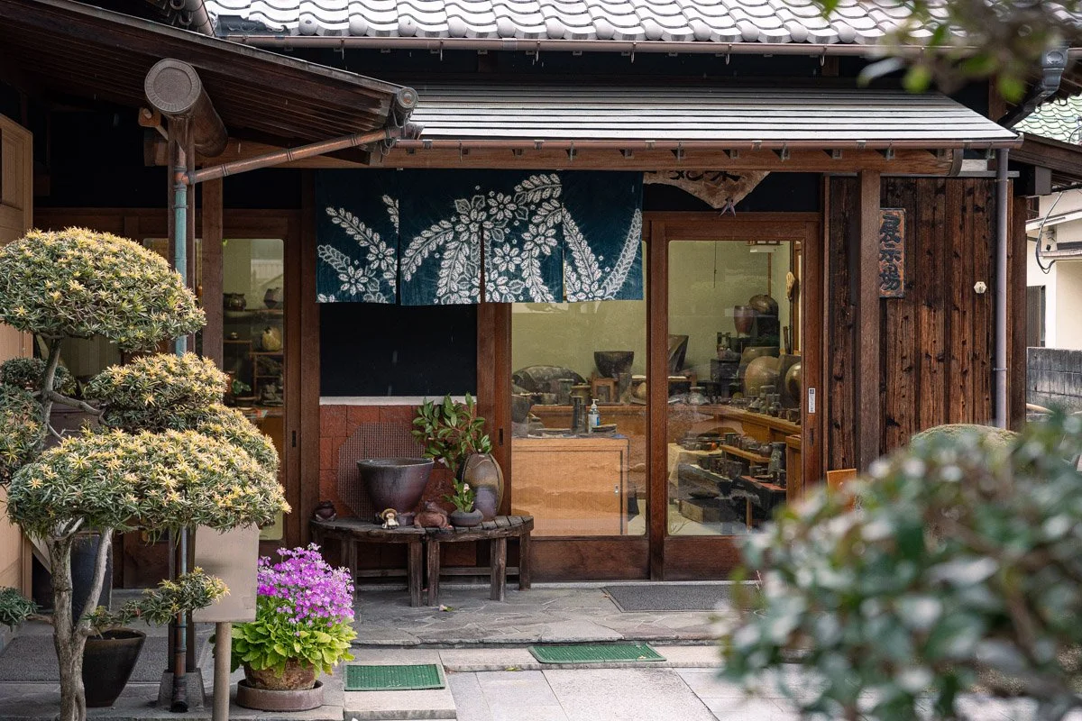 Japan-9901-2Low res.jpg