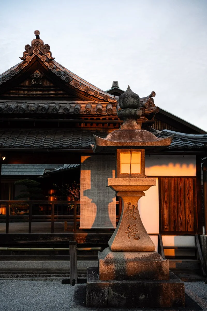 Japan-0342Low res.jpg