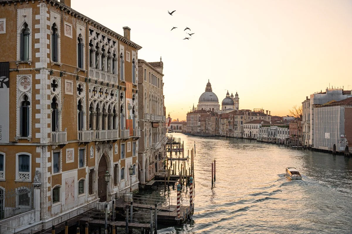 Walks of Italy: 
Experiencing Venice
