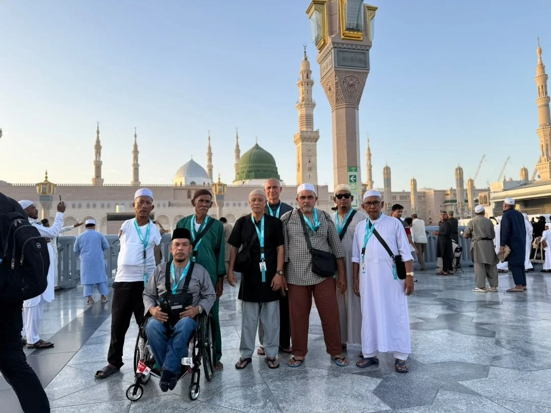 ikhlas.com entrusted to bring 18 ex-national athletes on their umrah journey