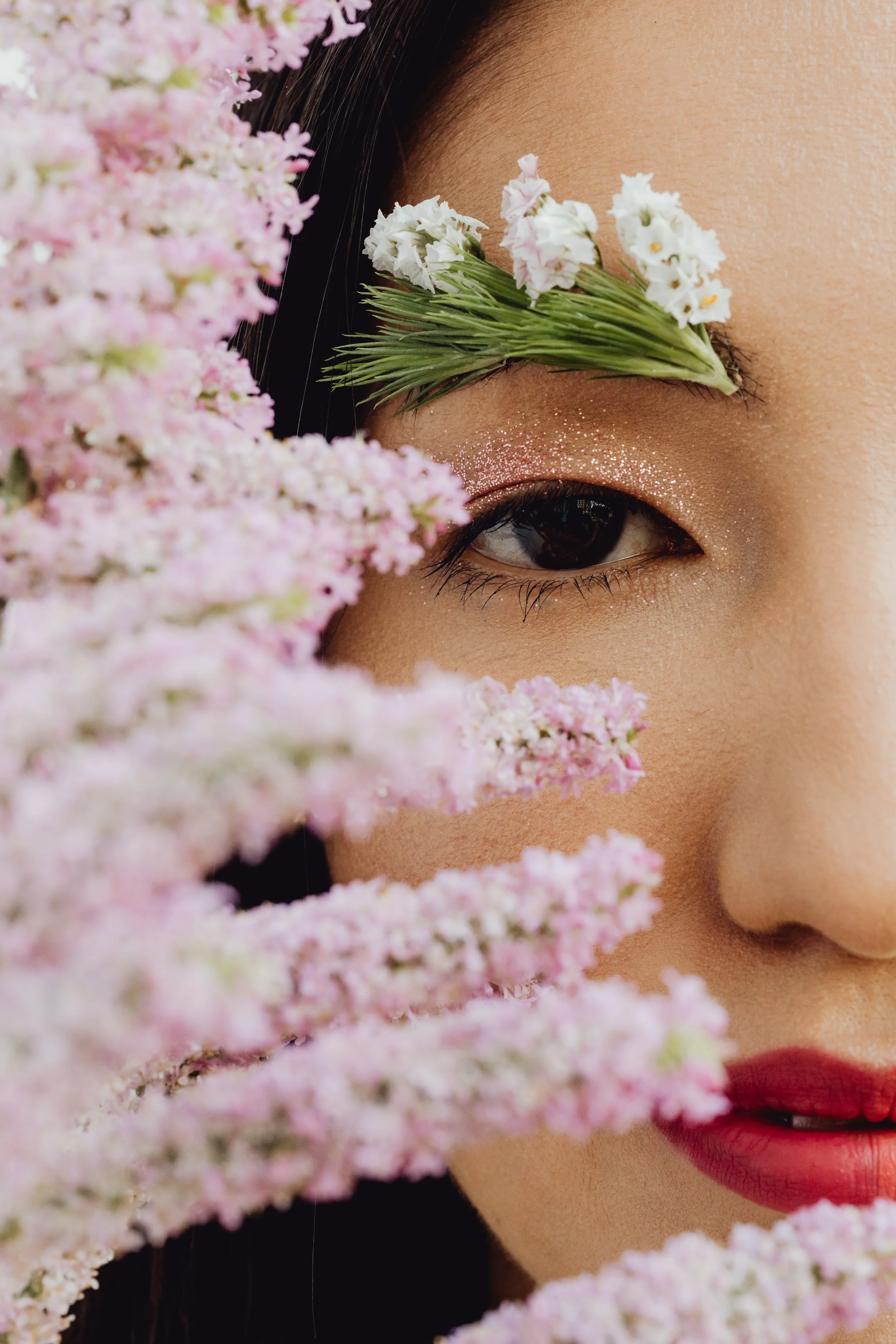 9 Silent Signs Your Hormones Are Dangerously Low — And What To Do About It