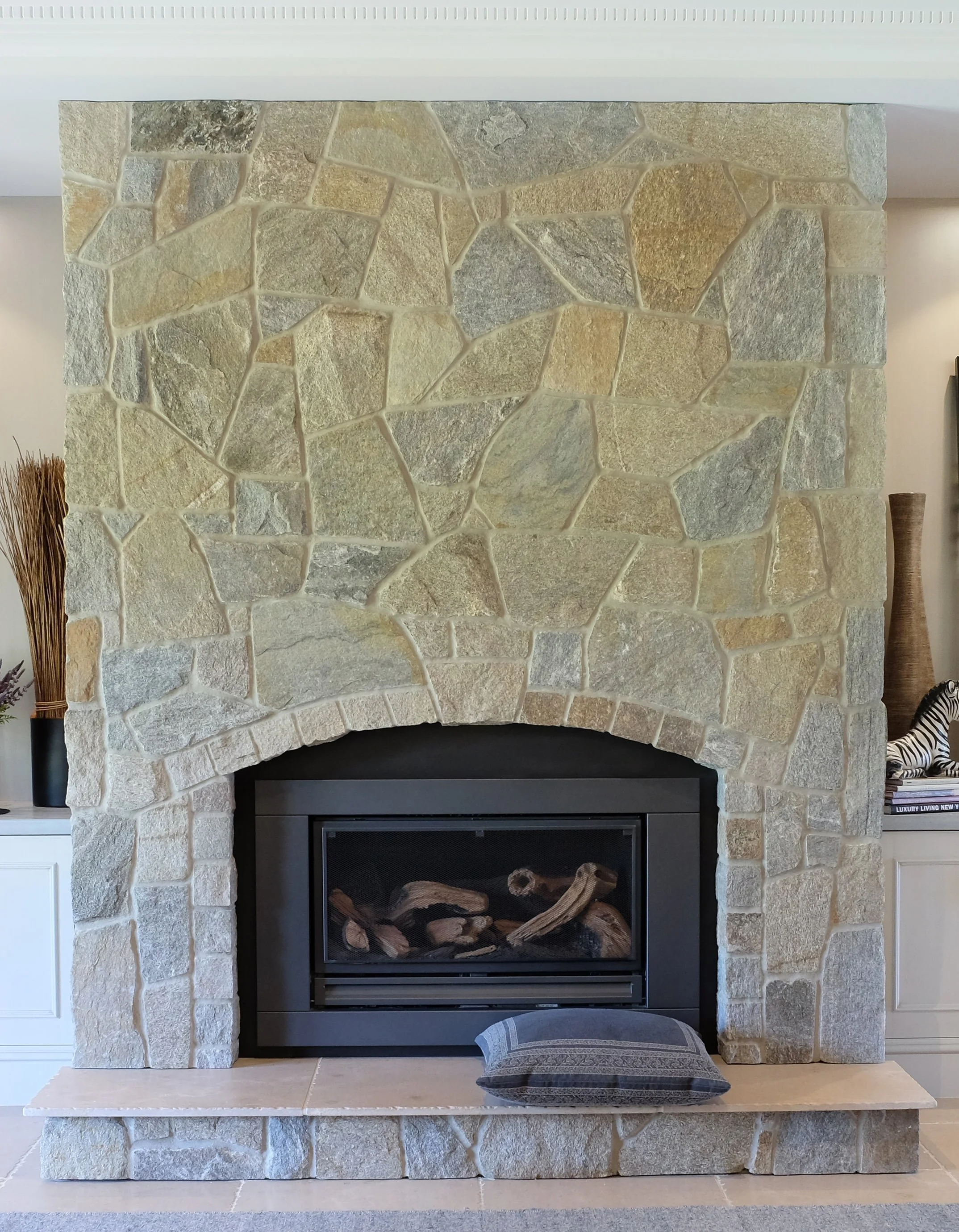 Howqua Freeform drystone fireplace wall,
Gas fireplace
Limestone Hearth