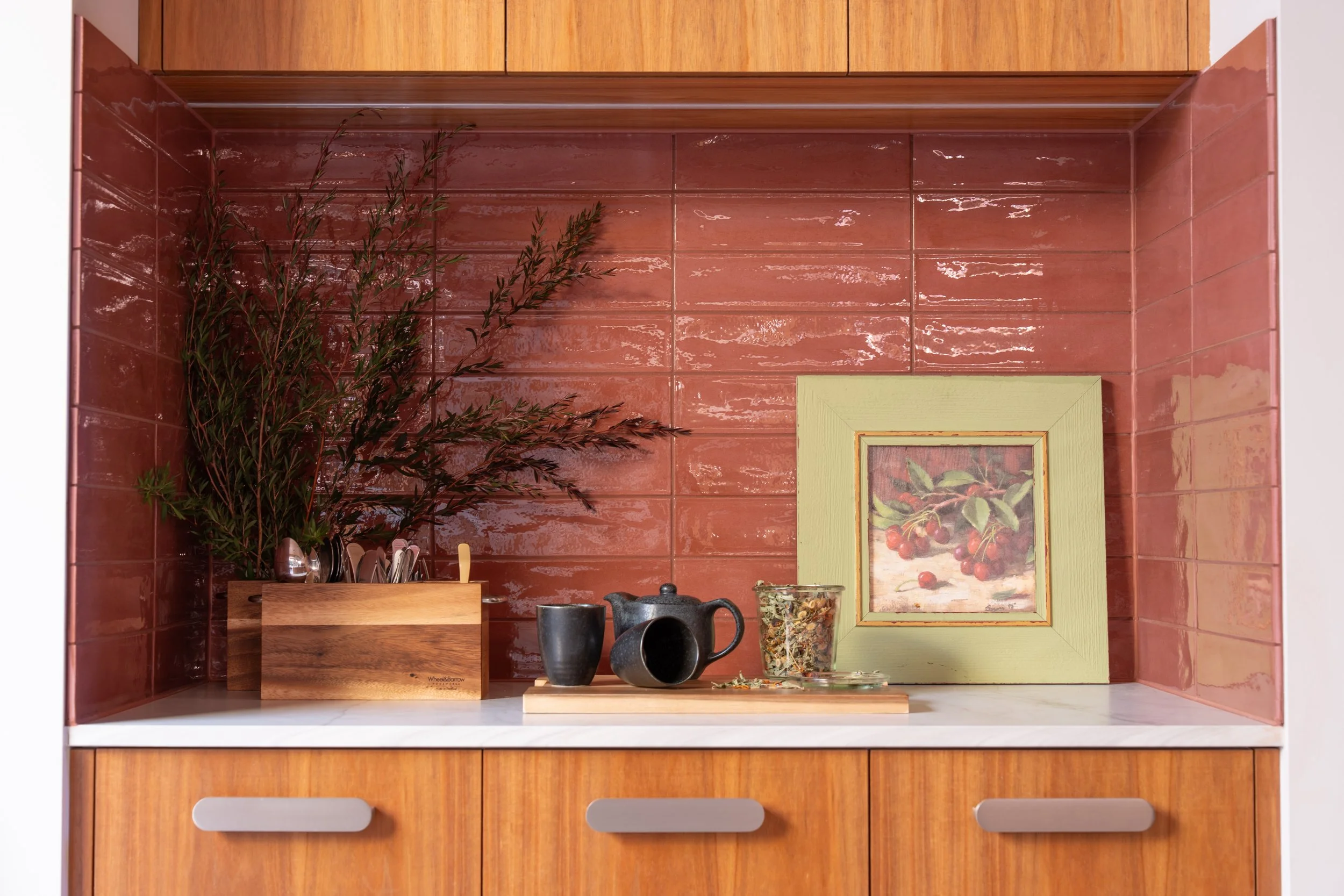 Tea and/or coffee station, deep pink splashback tiles