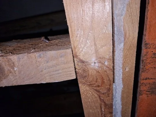 Active asbestos management for Manchester estates Asbestos insulating board condition considered within a Manchester management plan