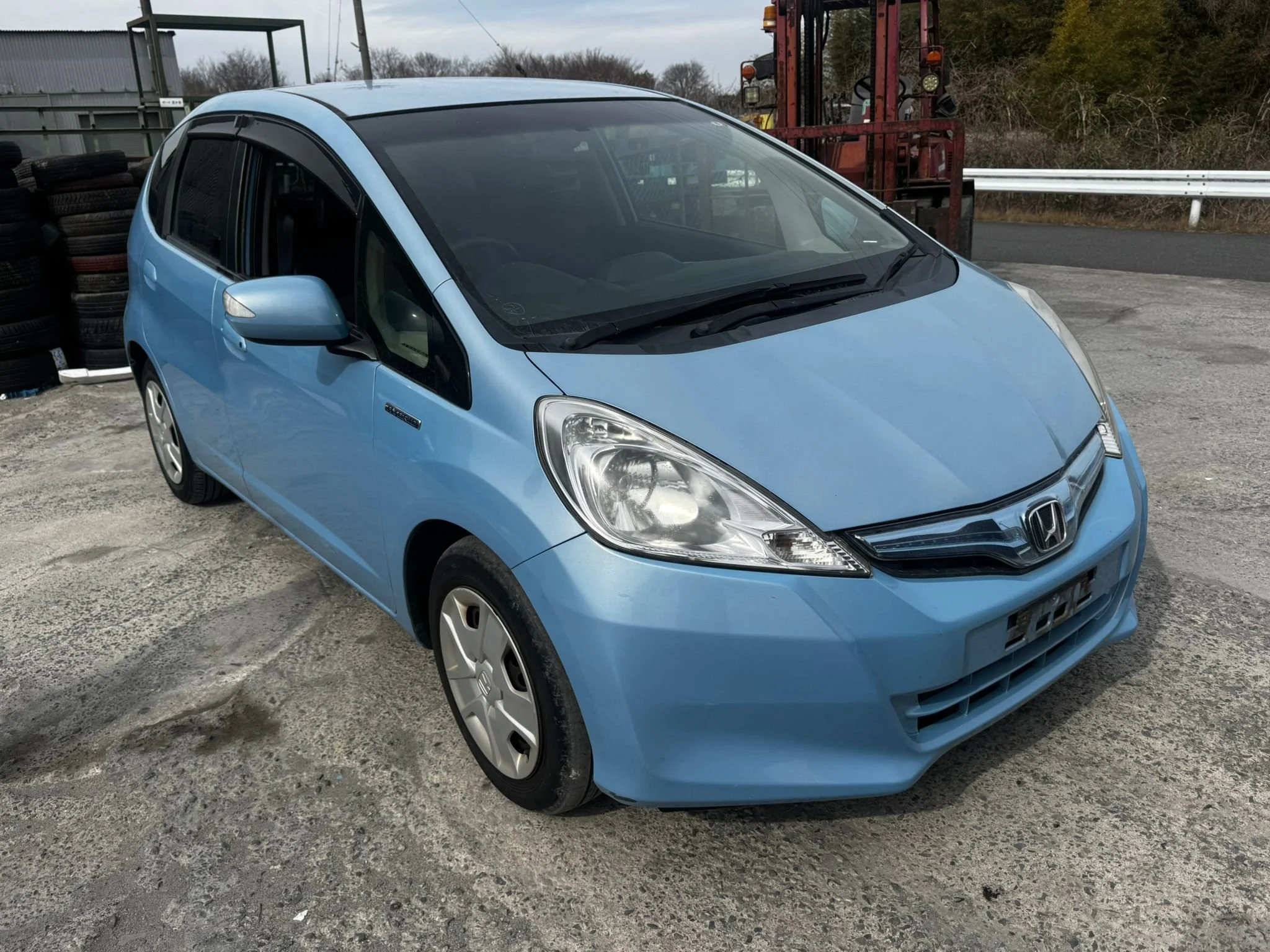 2012 Honda Fit 1.3 Hybrid – High-Spec Automatic