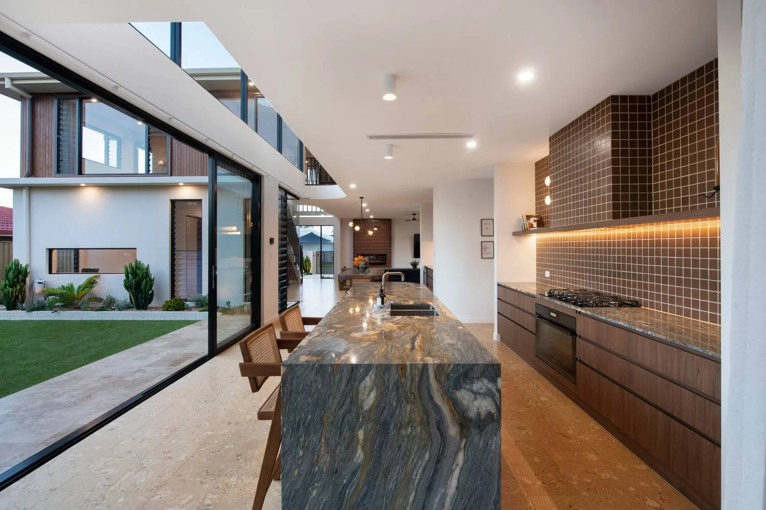7 Arcardia Dr35.jpg