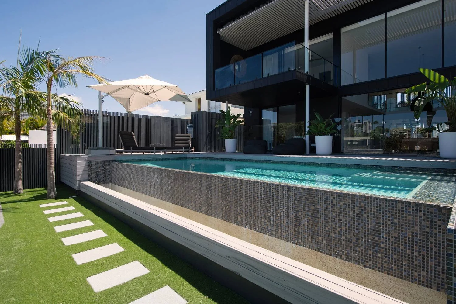 12 St Andrews Ave13.jpg