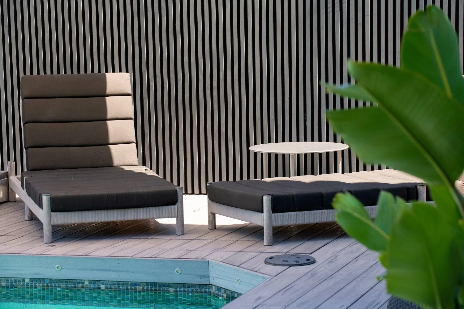 Relaxation by the pool