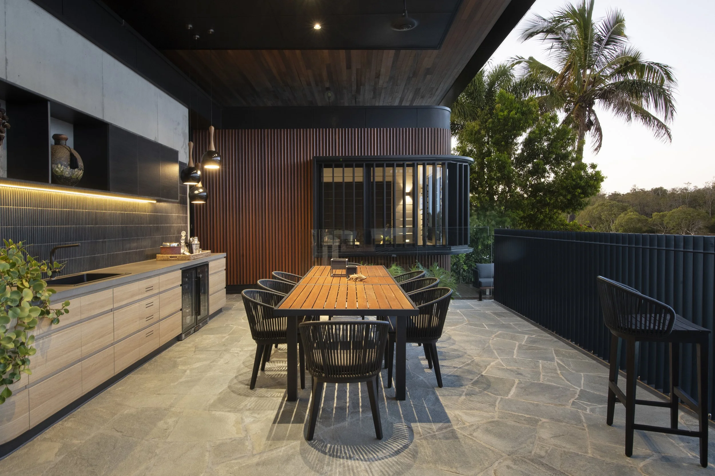 7366 Marine Dr East11.jpg