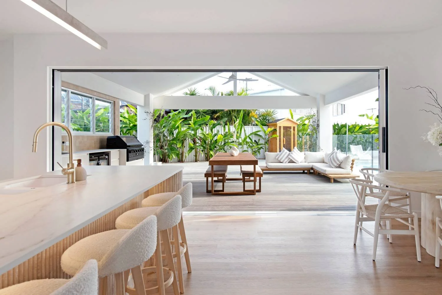 4 Curlew Cres18.jpg
