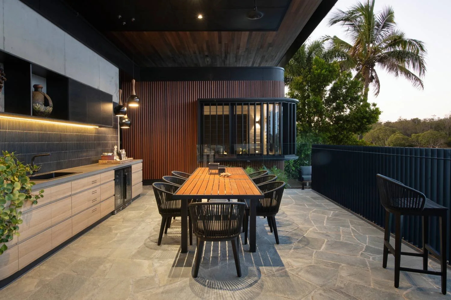 7366 Marine Dr East11.jpg