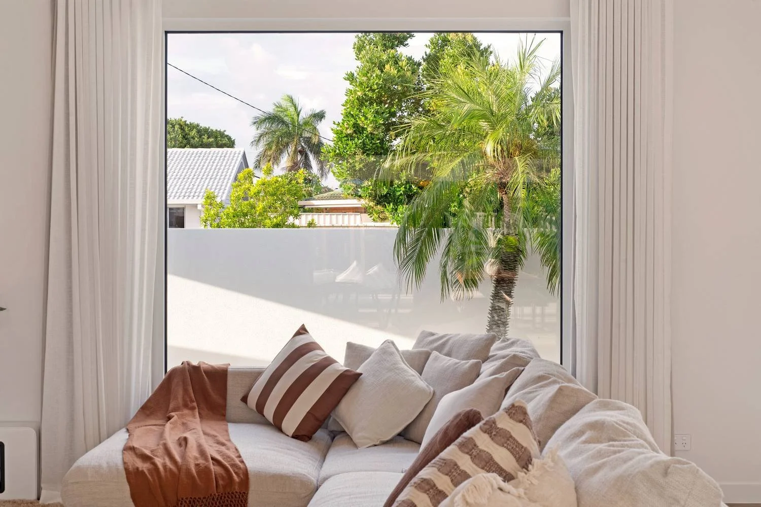 4 Curlew Cres33.jpg