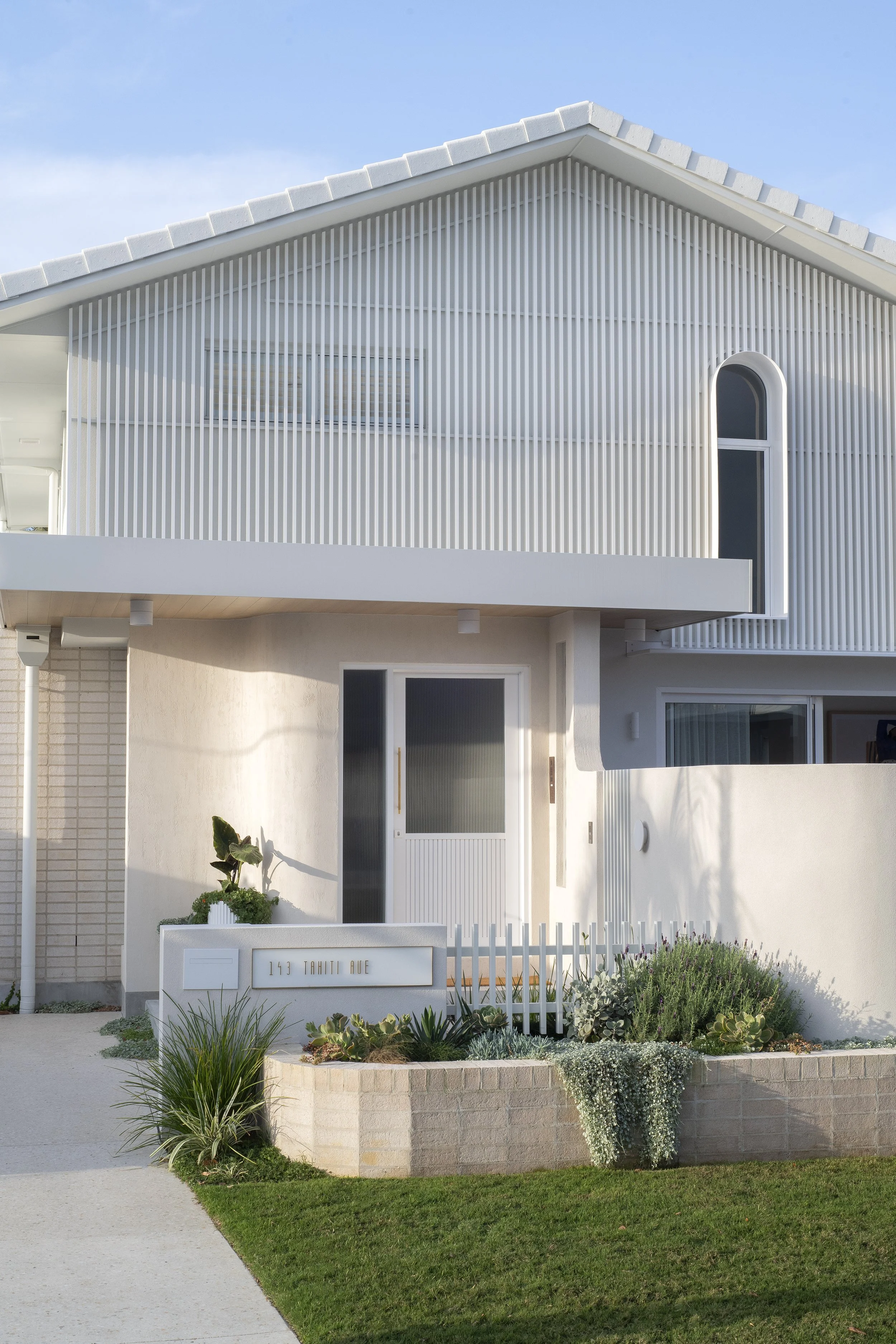 143 Tahiti Ave53.jpg