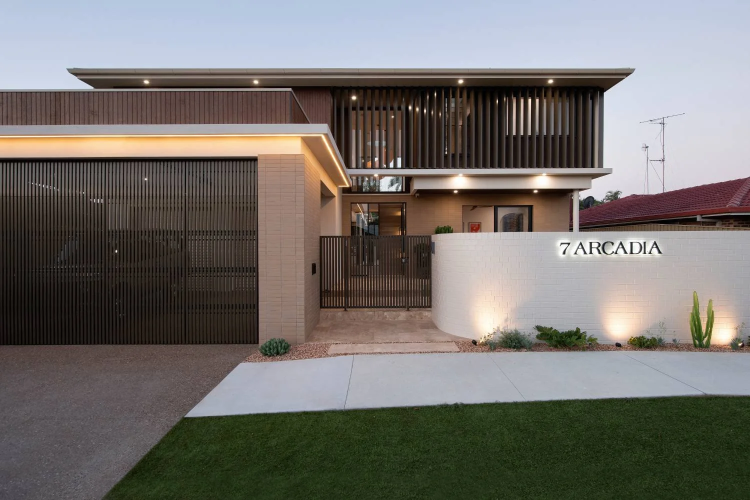 7 Arcardia Dr40.jpg