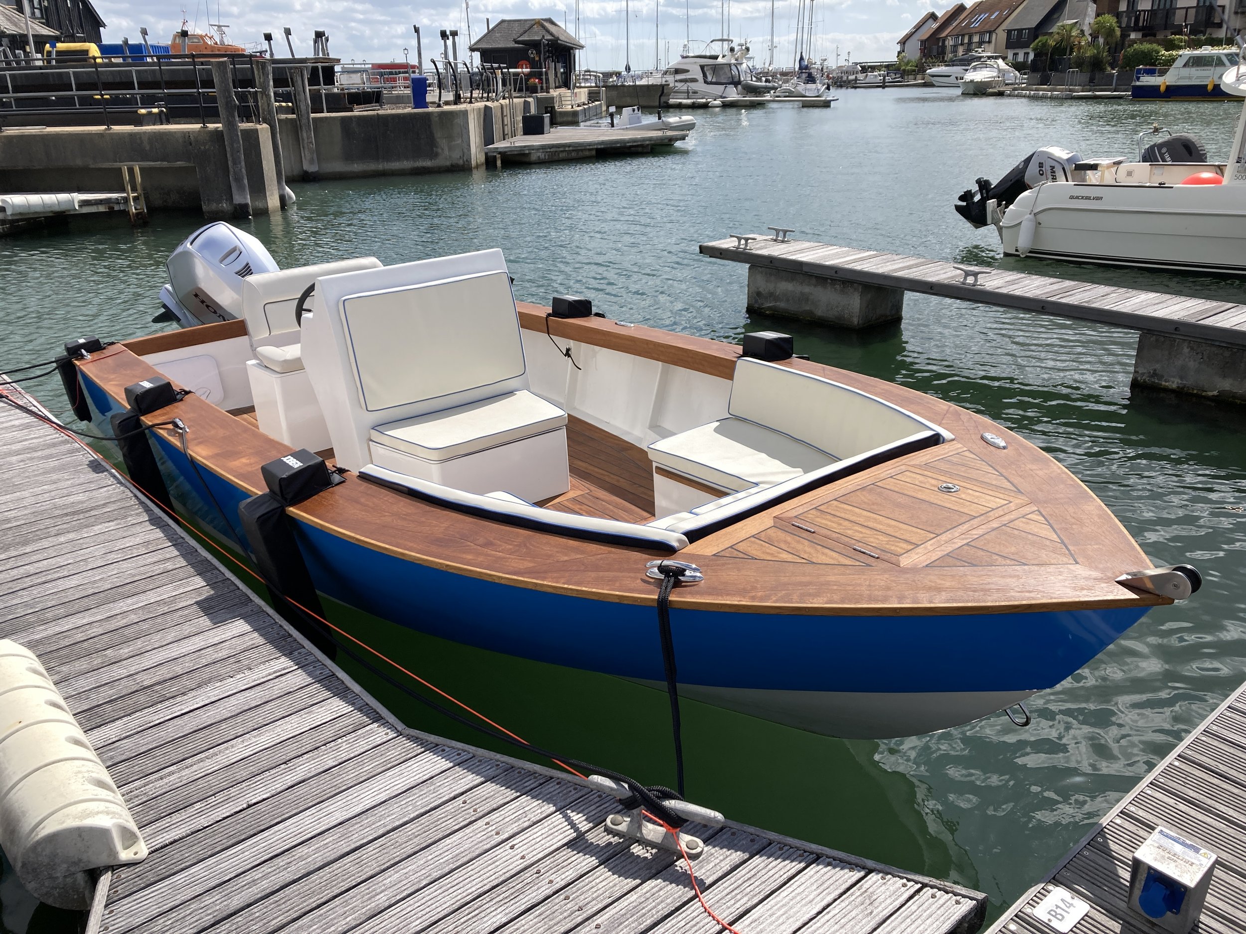       
  
     2008 Abaco 24, “Miss T”    £29,995 Tax: Paid - Hythe, Hampshire, United Kingdom   


  
 #block-234de1739ca004403888 {
    
    --stroke-style: none;--stroke-thickness: 6px;
    
      
      
      
    

--tweak-text-block-background